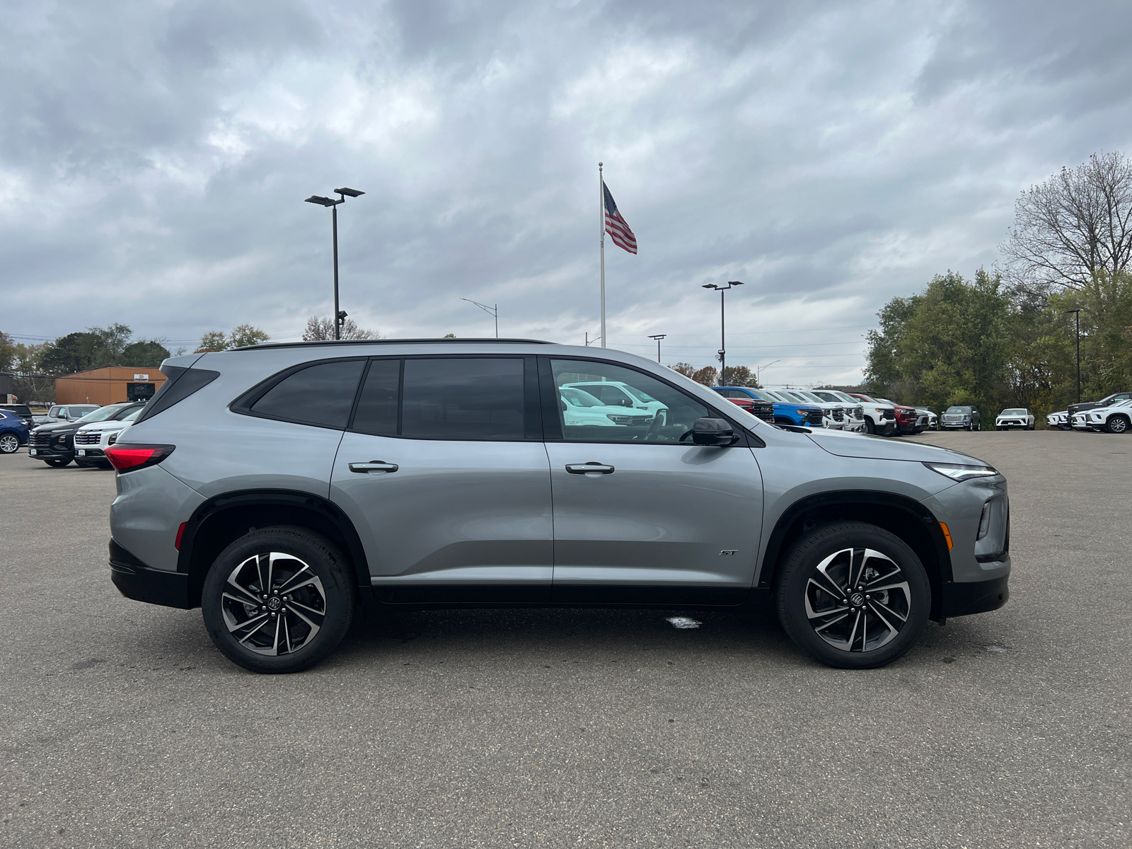 2025 Buick Enclave Sport Touring 17