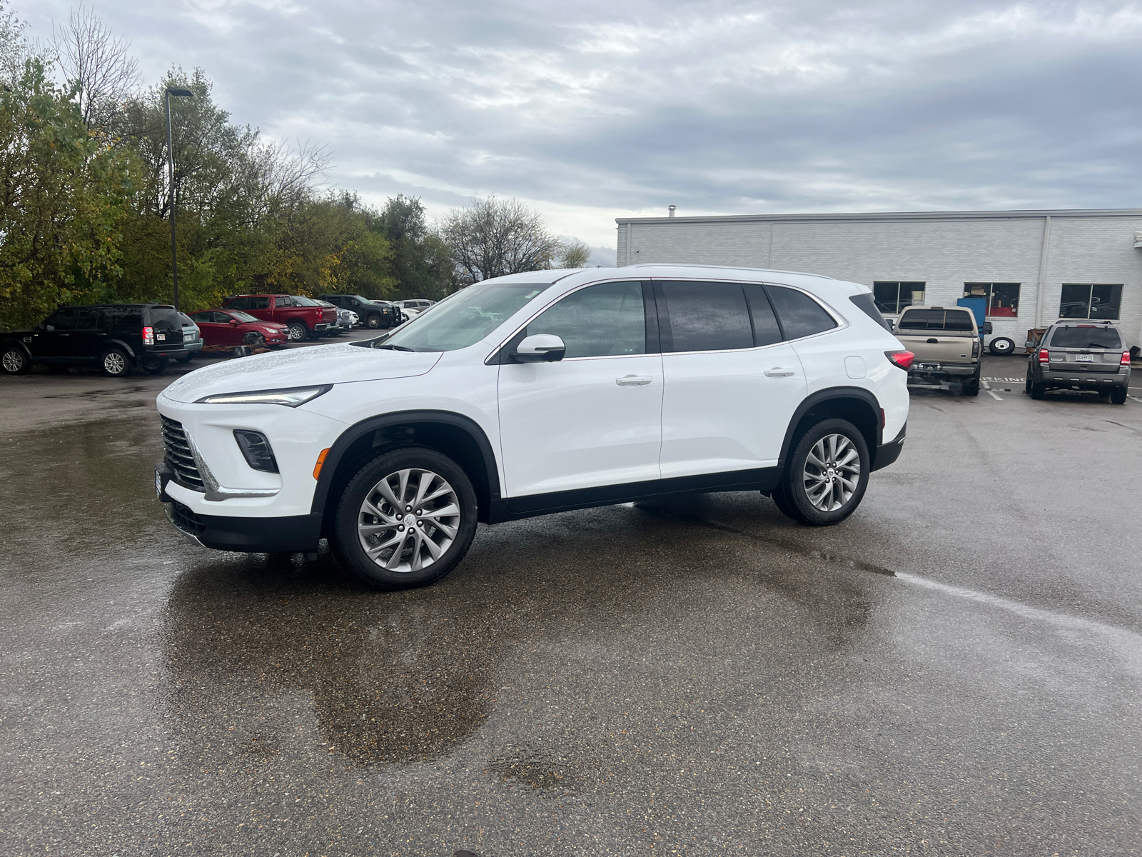 2025 Buick Enclave Preferred 7