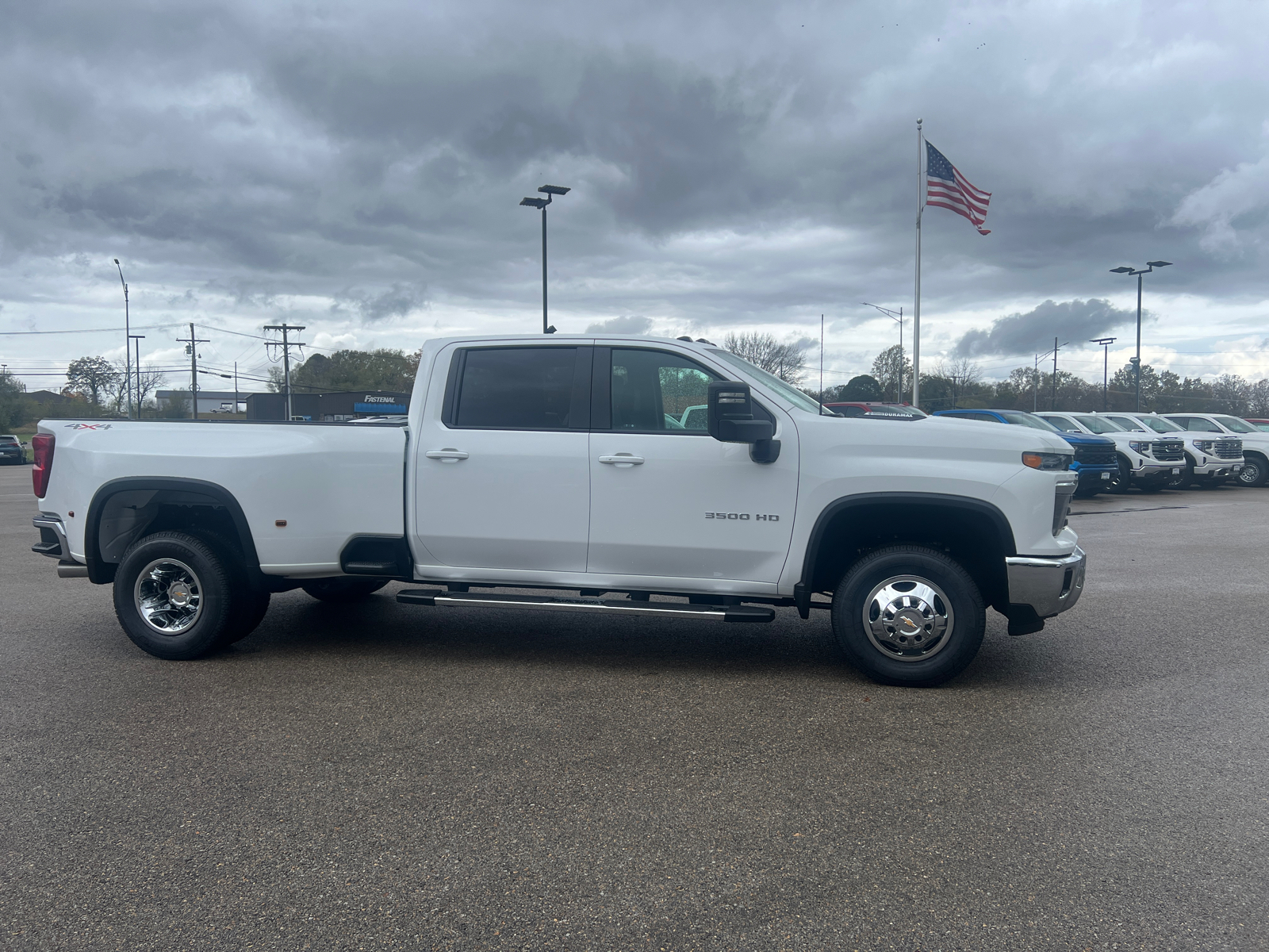 2025 Chevrolet Silverado 3500HD LT 3