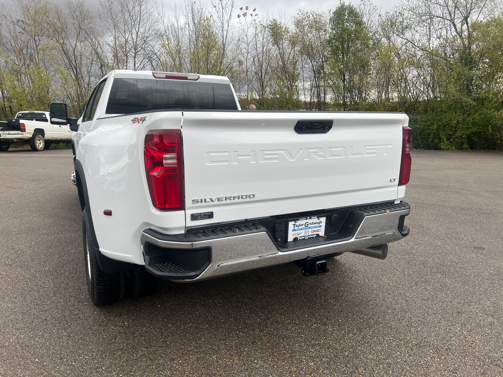 2025 Chevrolet Silverado 3500HD LT 10