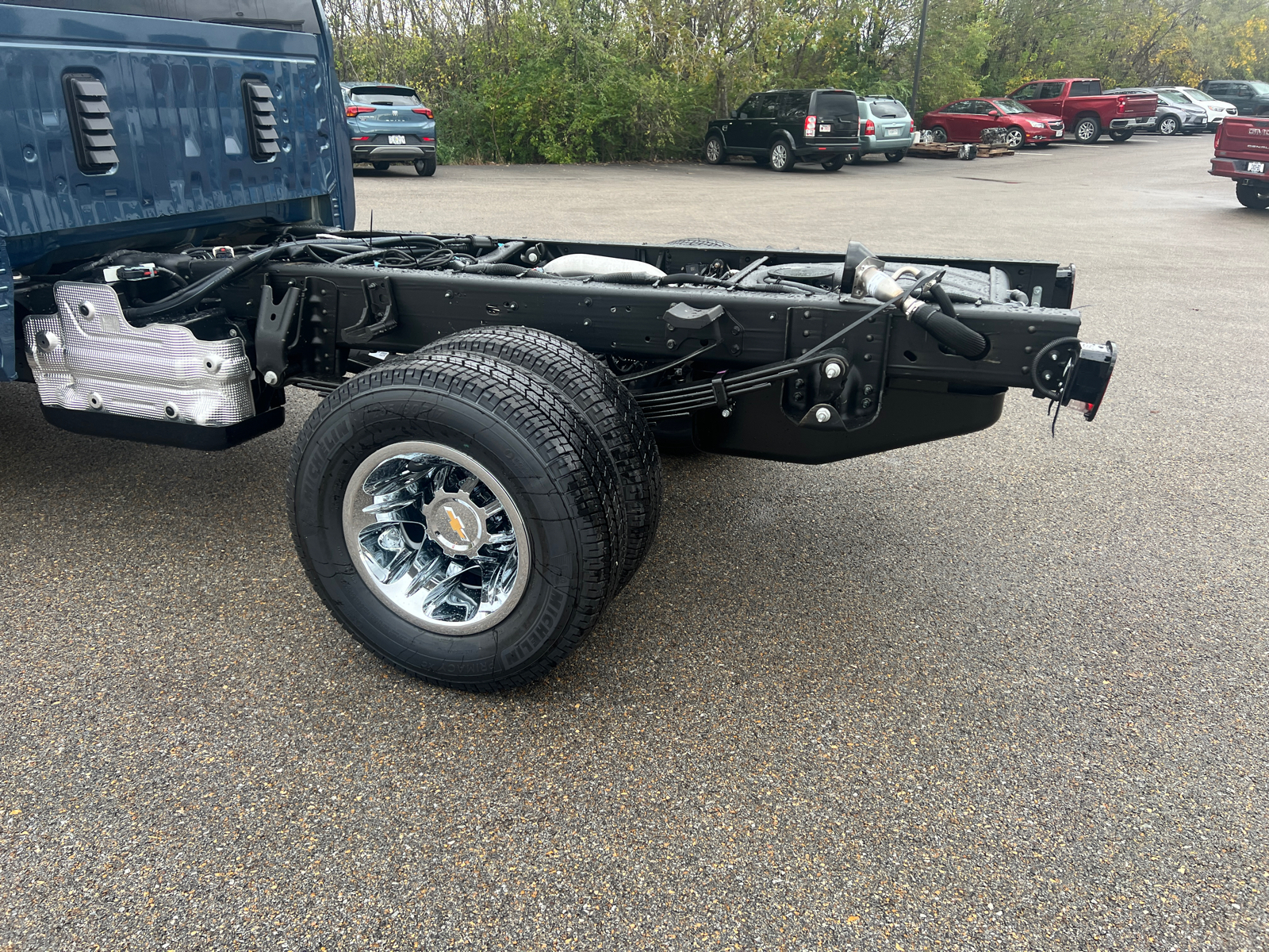 2025 Chevrolet Silverado 3500HD CC LT 11