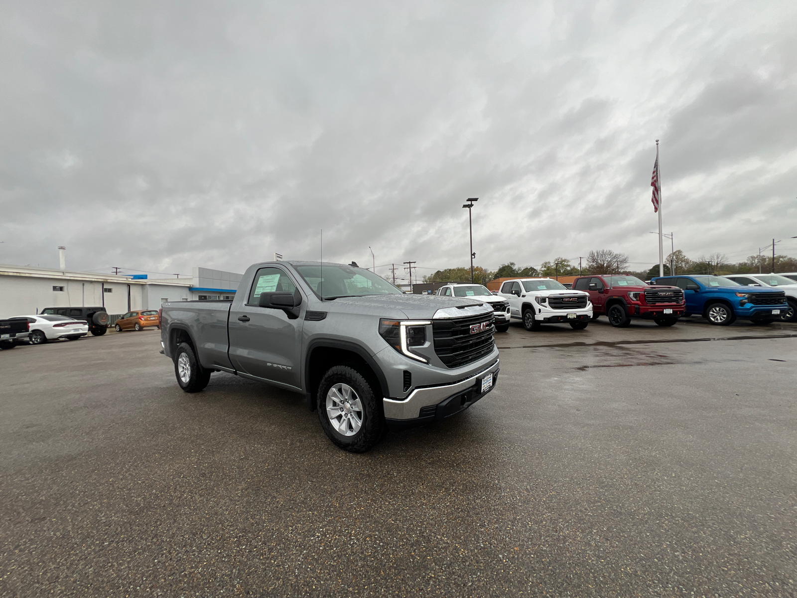 2025 GMC Sierra 1500 Pro 2