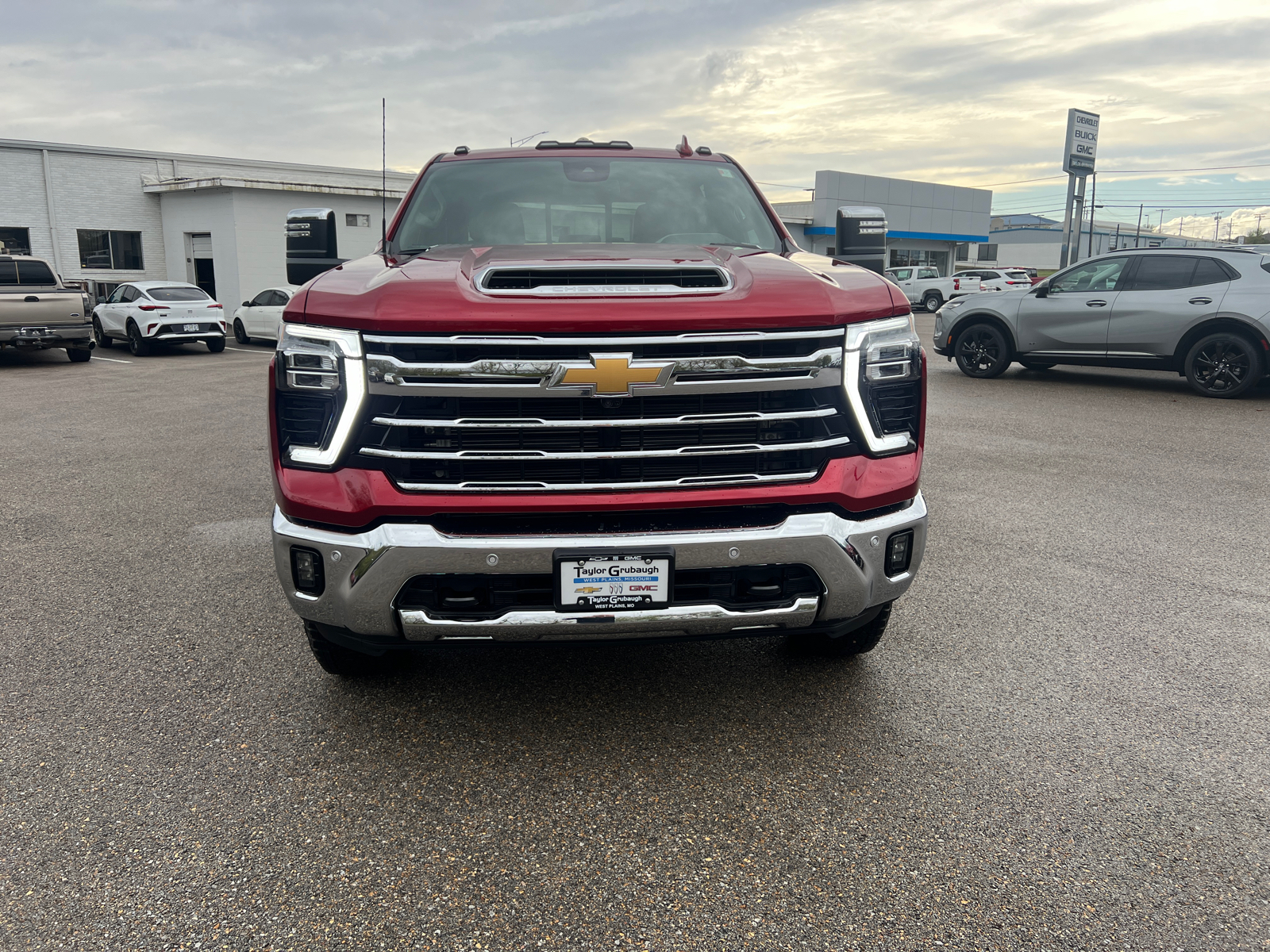 2025 Chevrolet Silverado 3500HD LTZ 6