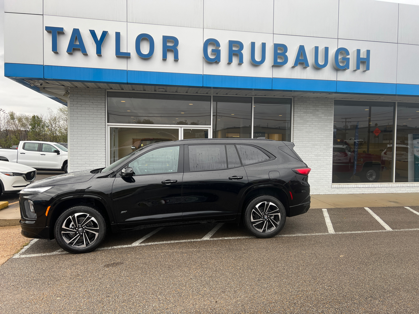 2025 Buick Enclave Sport Touring 1