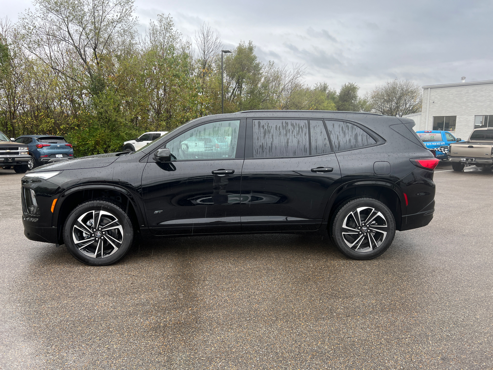 2025 Buick Enclave Sport Touring 9