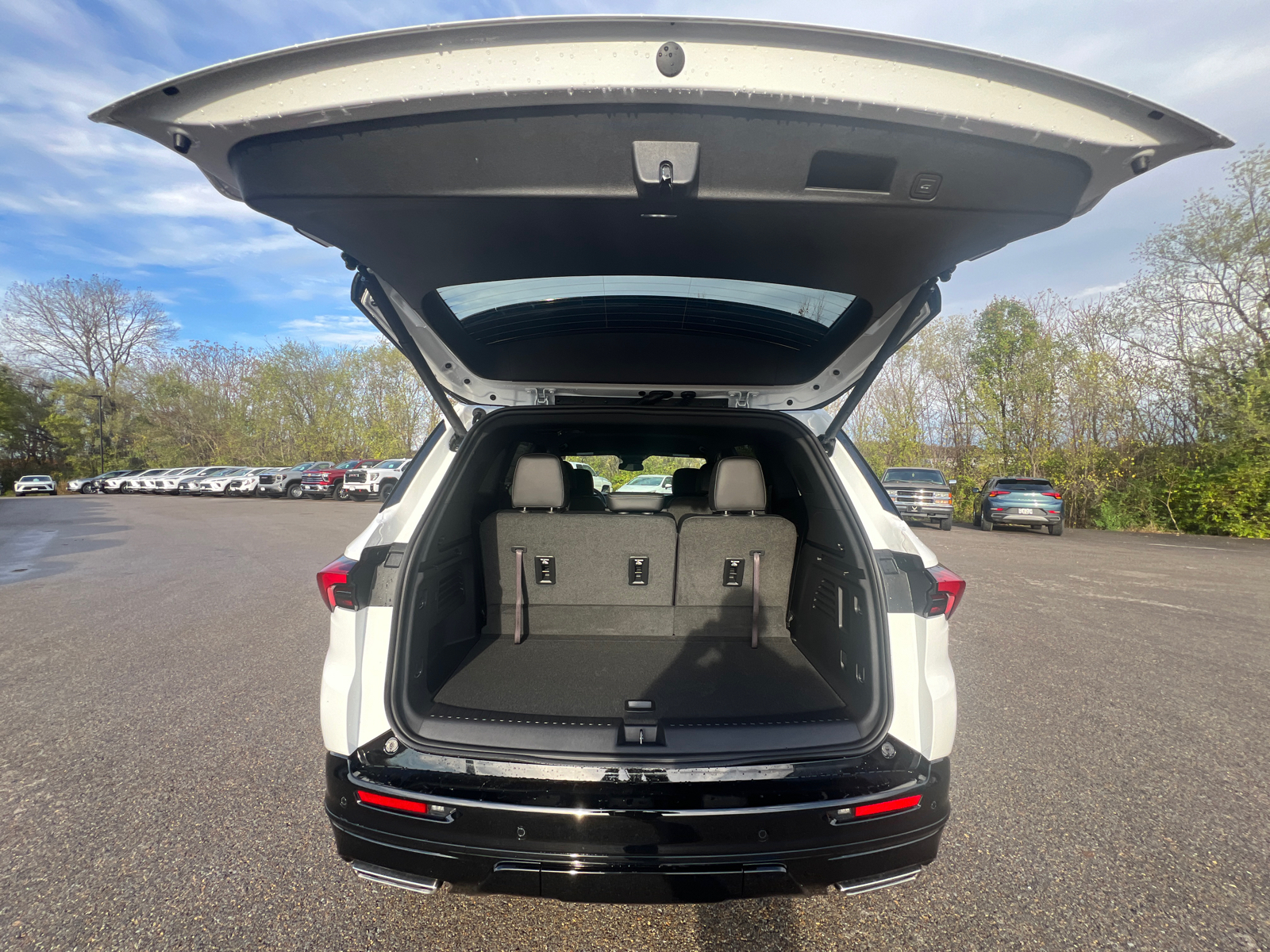 2025 Buick Enclave Sport Touring 14