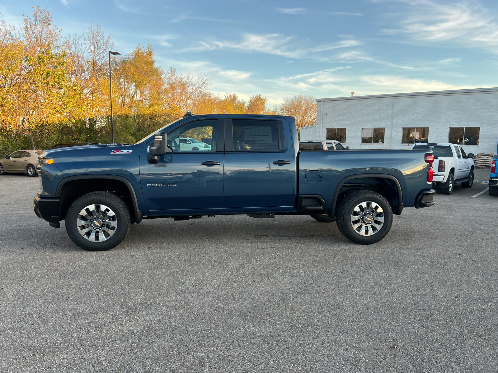 2025 Chevrolet Silverado 2500HD Custom 8