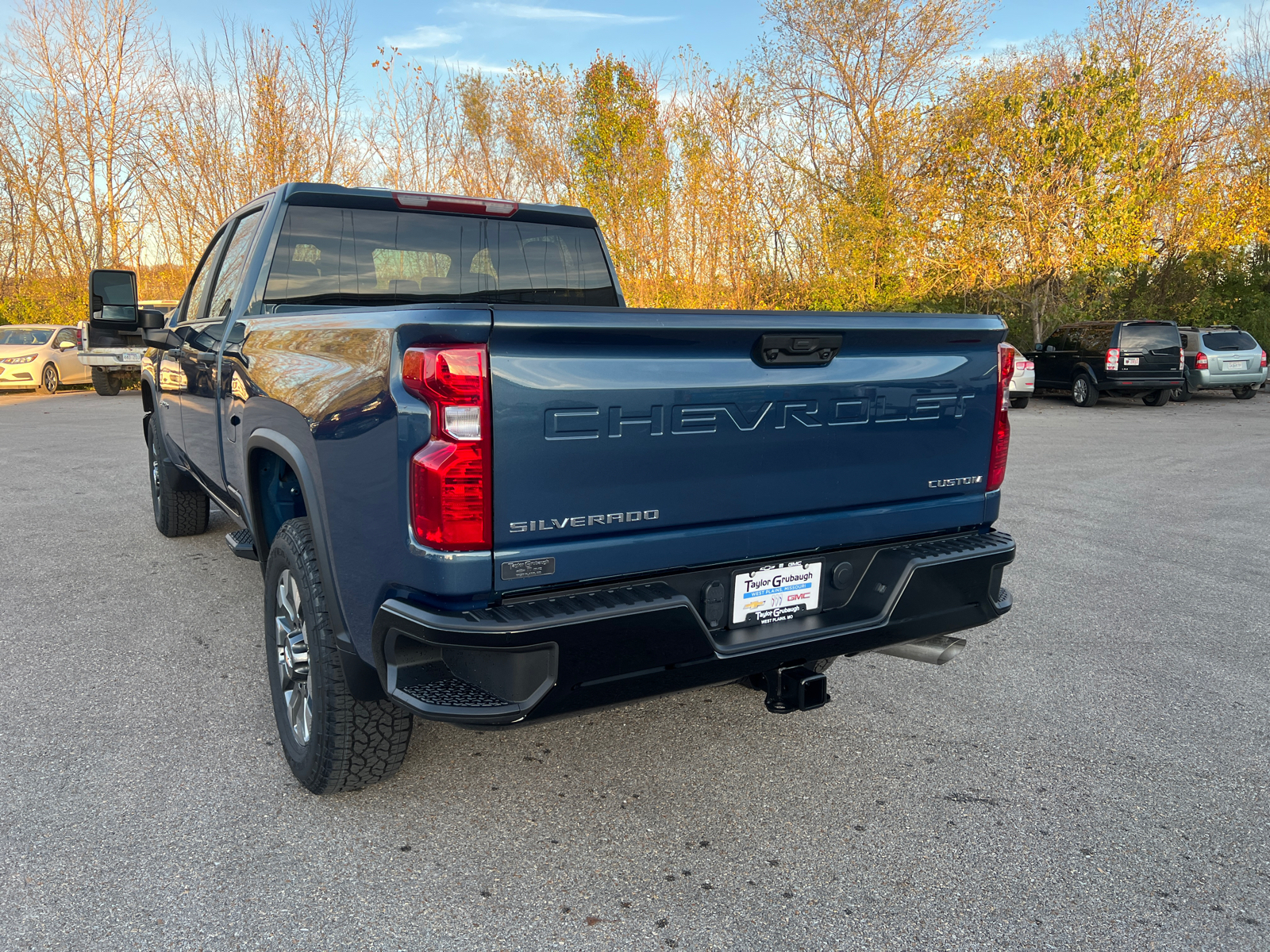 2025 Chevrolet Silverado 2500HD Custom 10