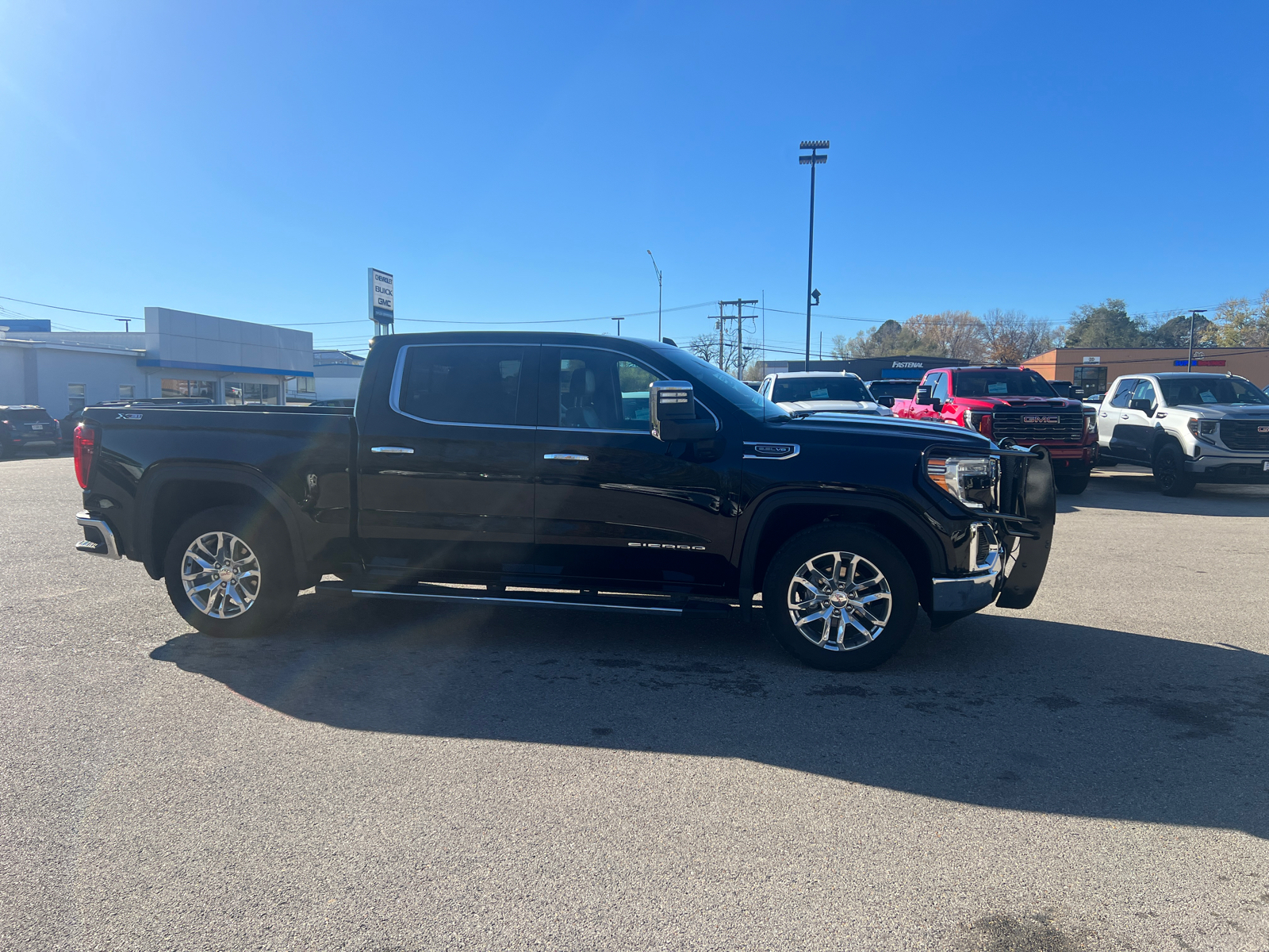 2021 GMC Sierra 1500 SLT 3