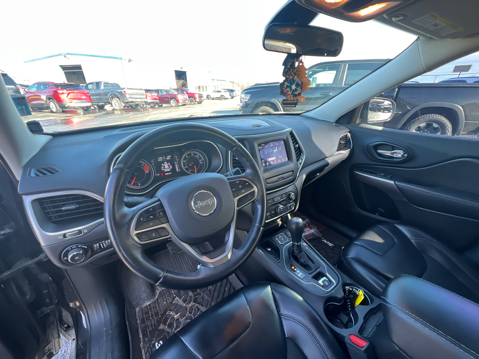 2019 Jeep Cherokee Latitude Plus 10