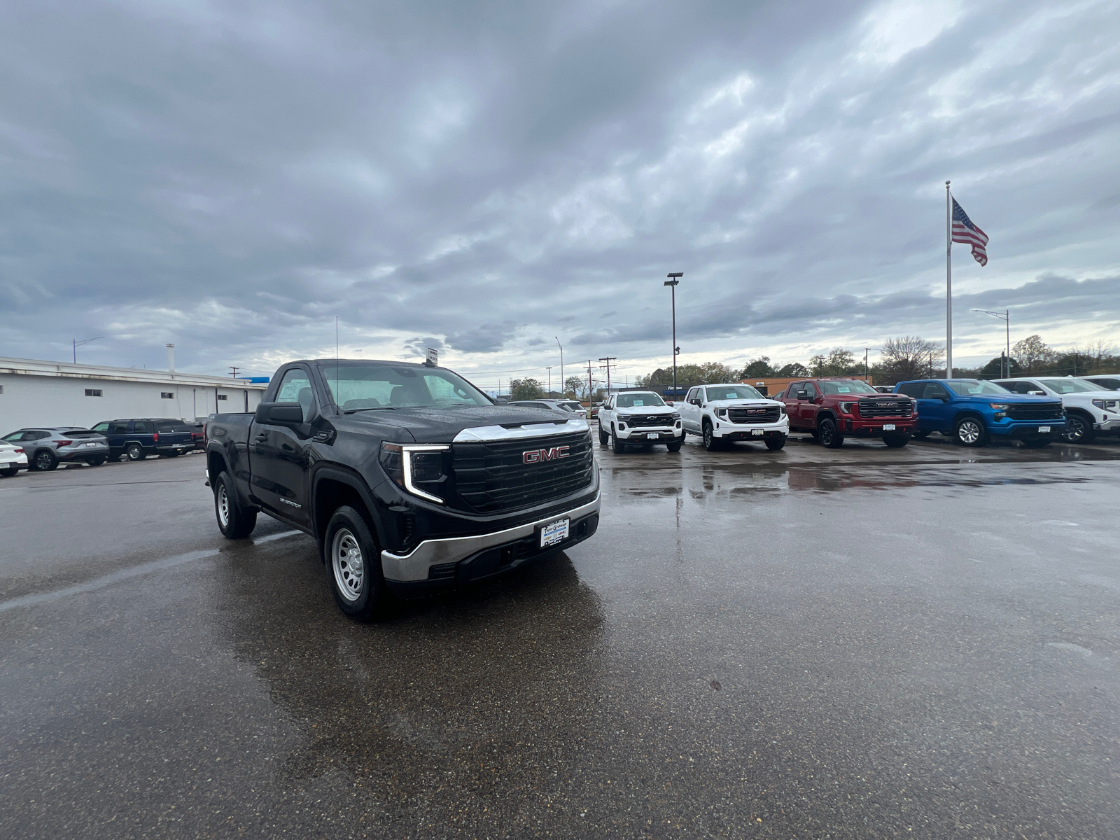 2025 GMC Sierra 1500 Pro 2