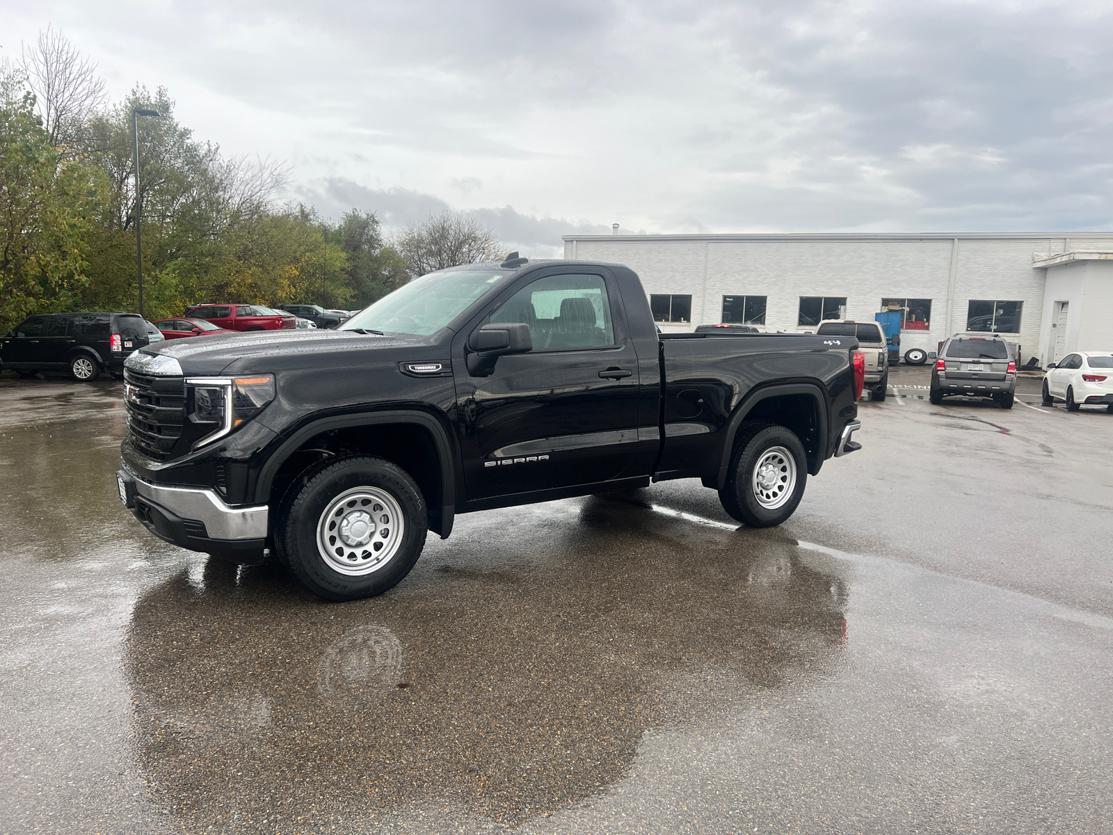 2025 GMC Sierra 1500 Pro 7