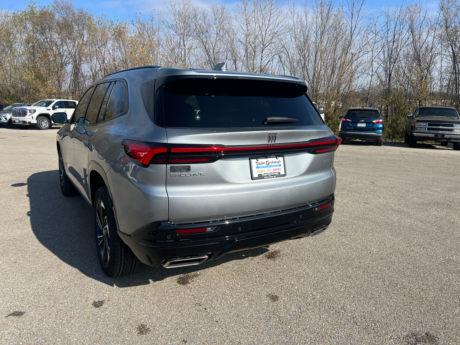 2025 Buick Enclave Sport Touring 12