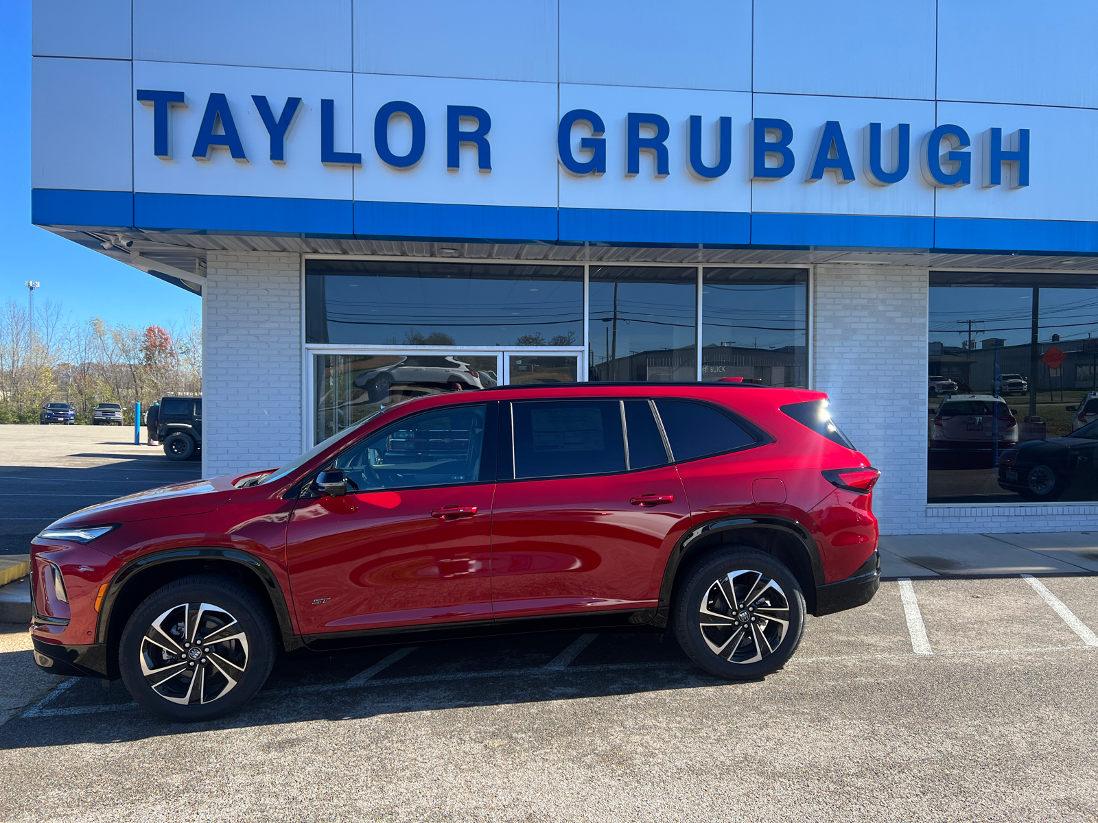 2025 Buick Enclave Sport Touring 2