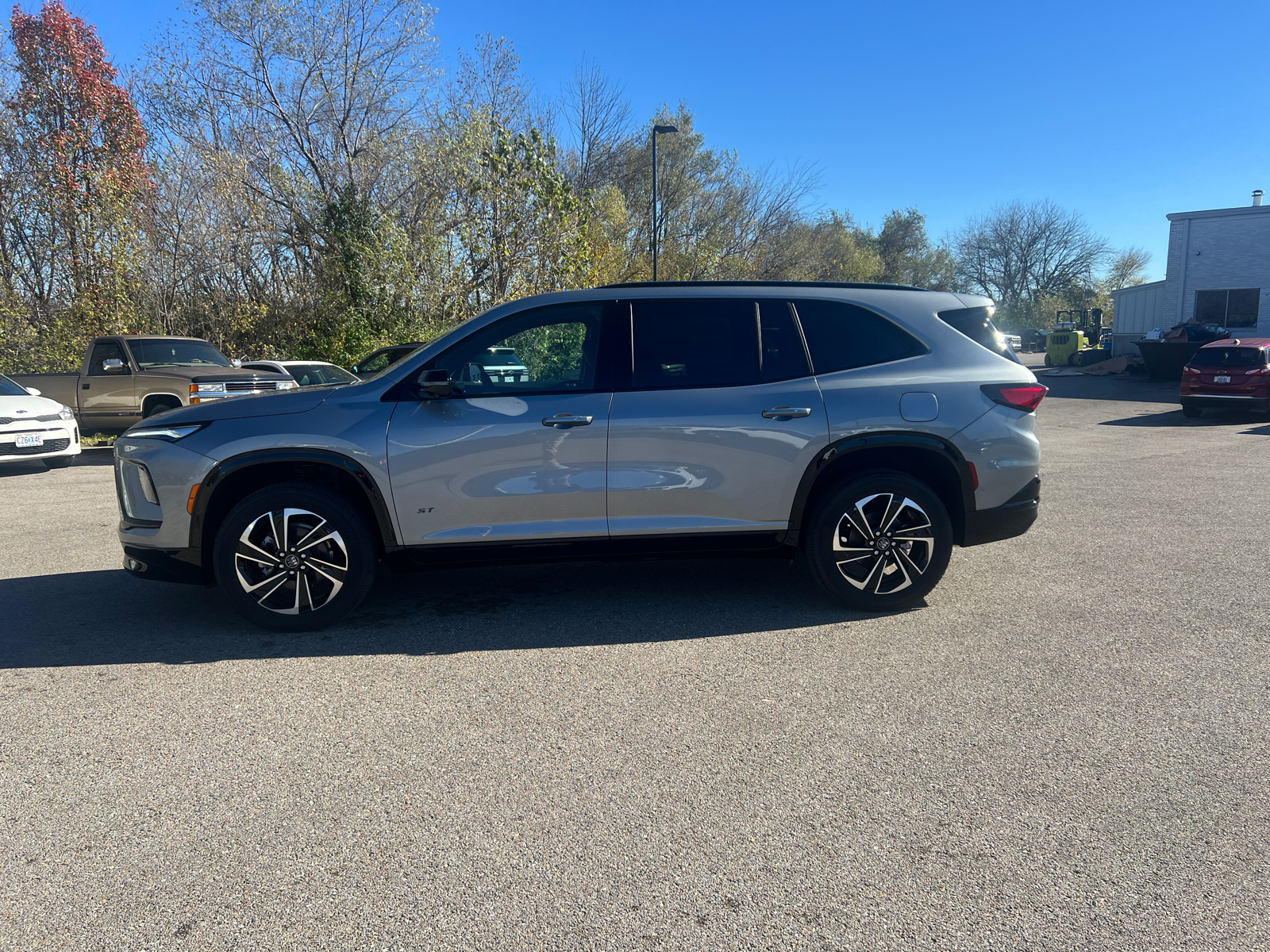 2025 Buick Enclave Sport Touring 8