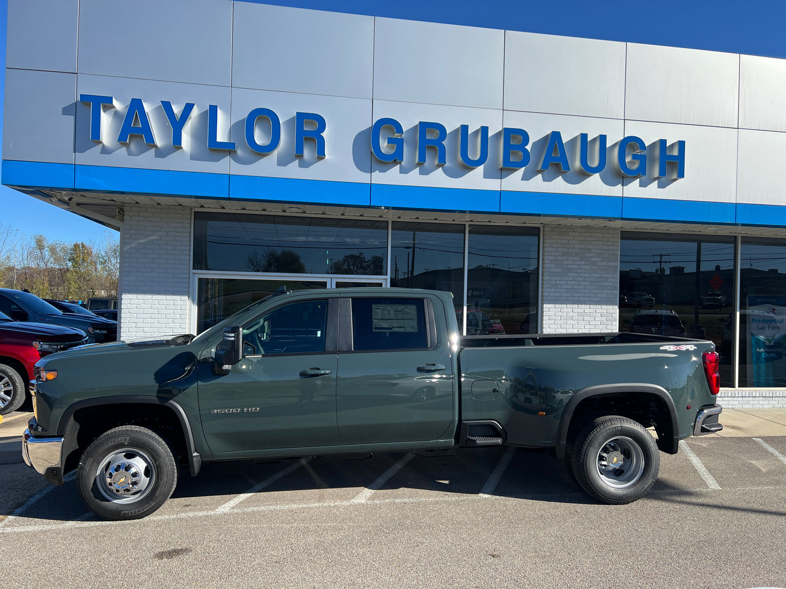 2025 Chevrolet Silverado 3500HD LT 1