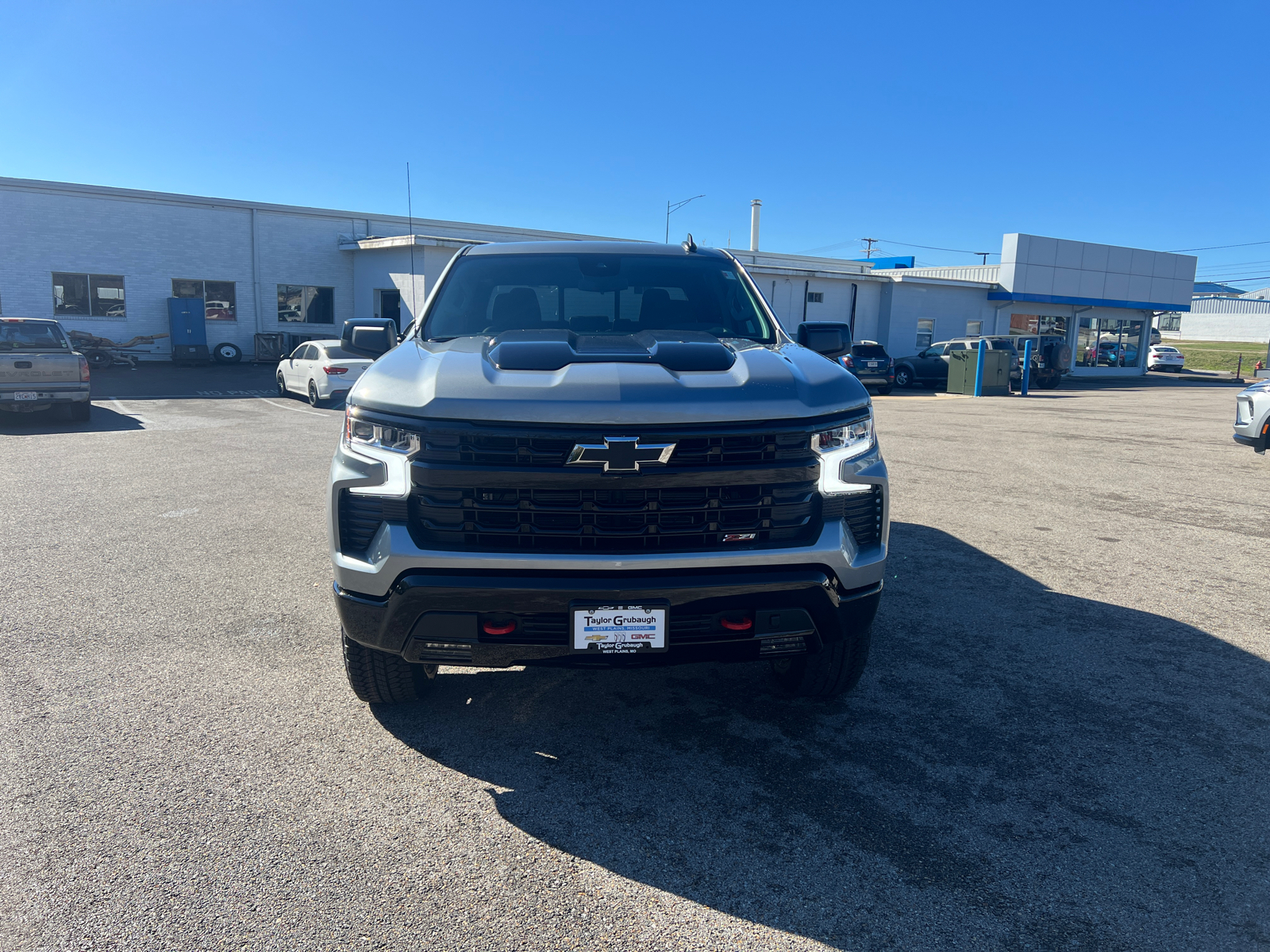 2025 Chevrolet Silverado 1500 LT Trail Boss 6