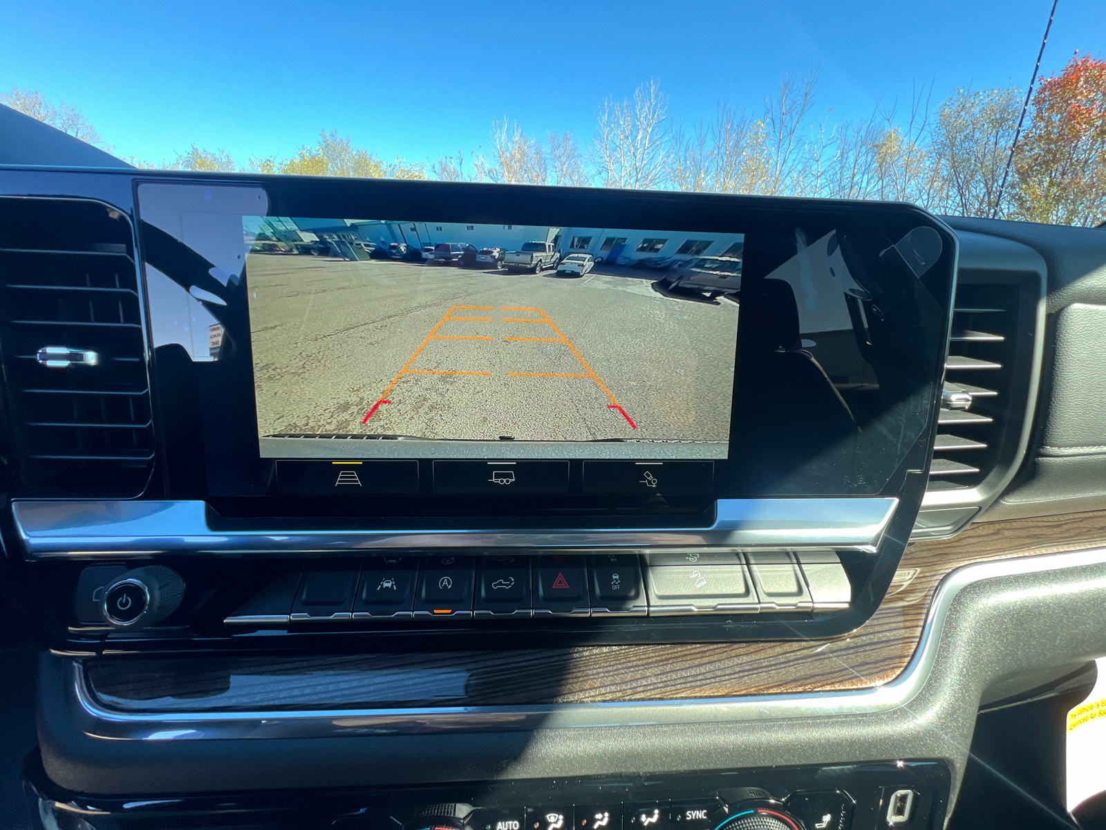 2025 Chevrolet Silverado 1500 LT Trail Boss 25