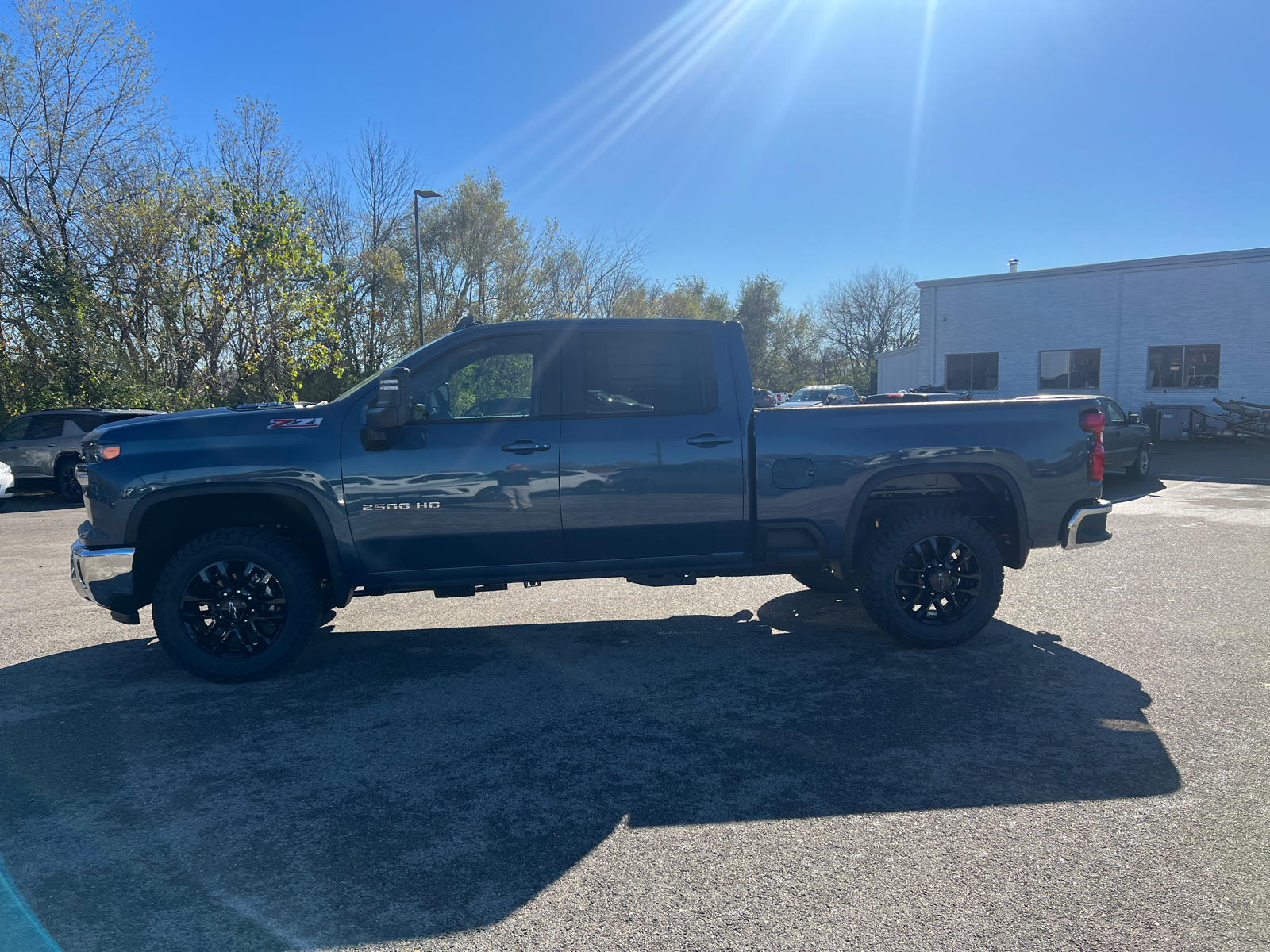 2025 Chevrolet Silverado 2500HD LT 8