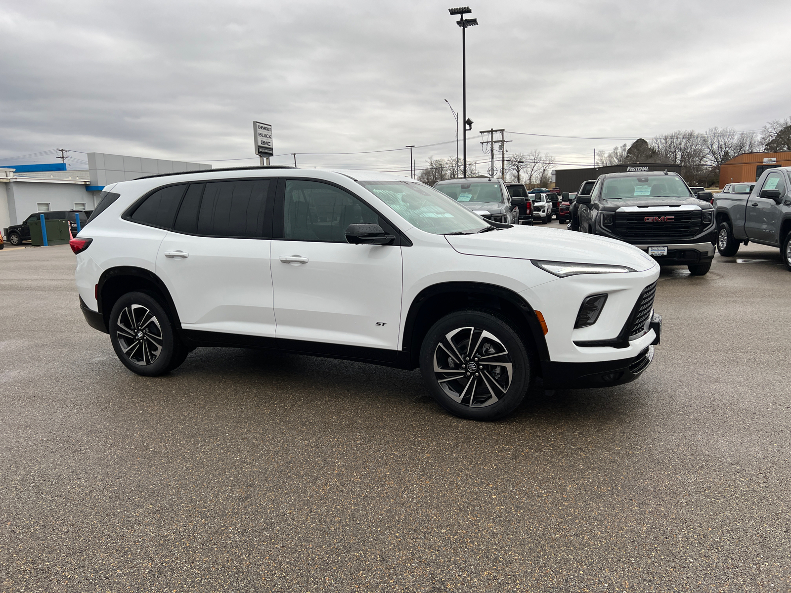 2025 Buick Enclave Sport Touring 3