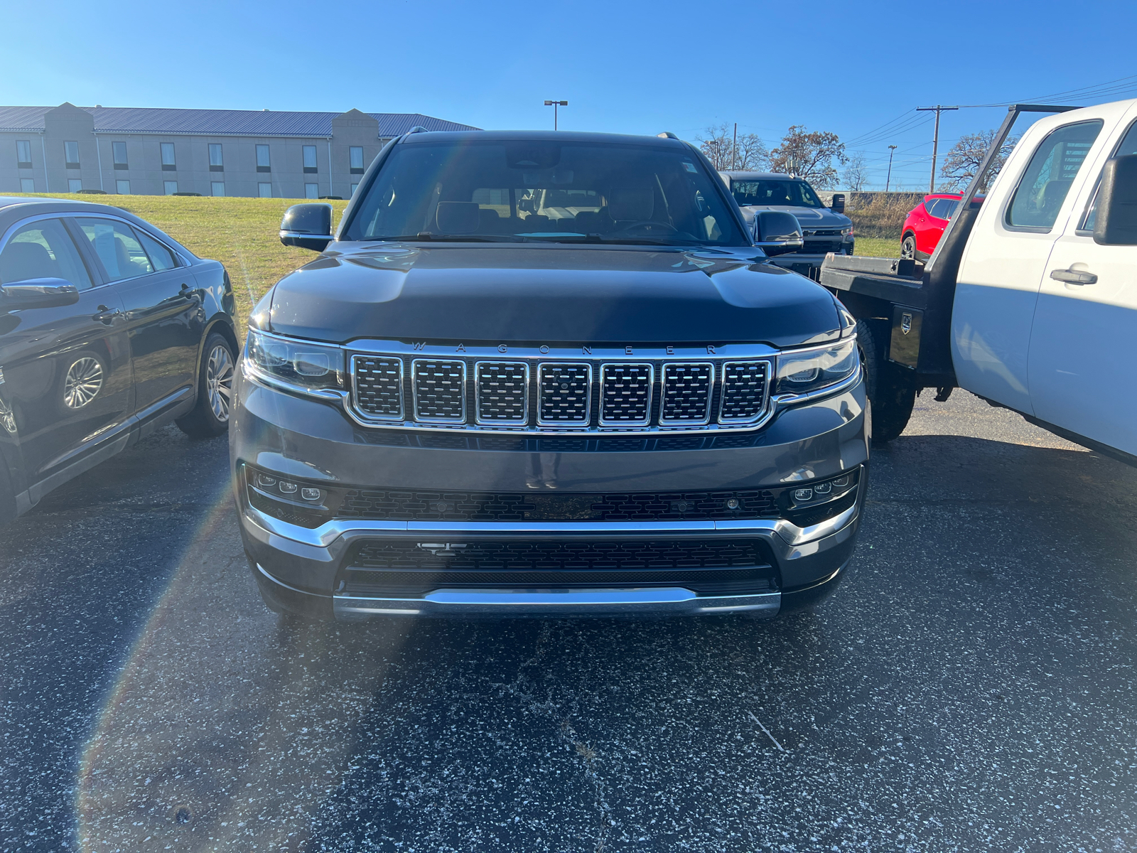 2022 Jeep Grand Wagoneer  2