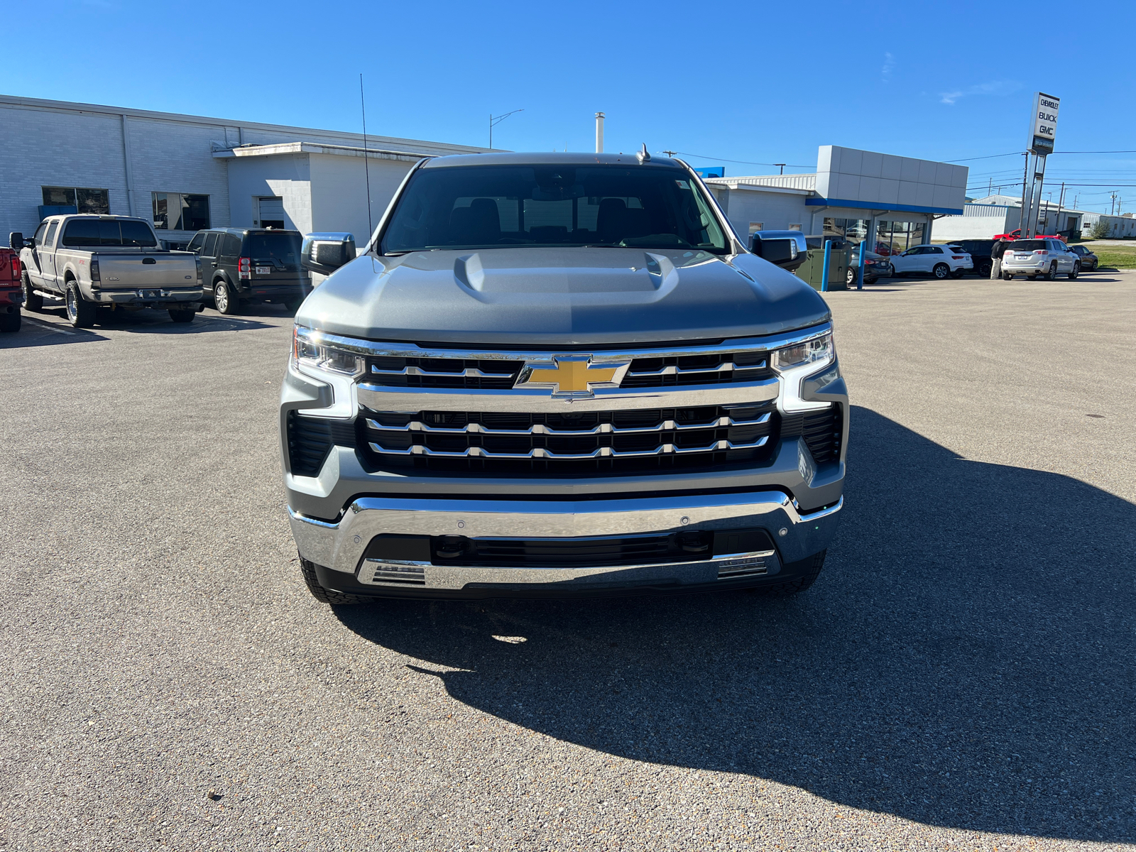 2025 Chevrolet Silverado 1500 LTZ 6