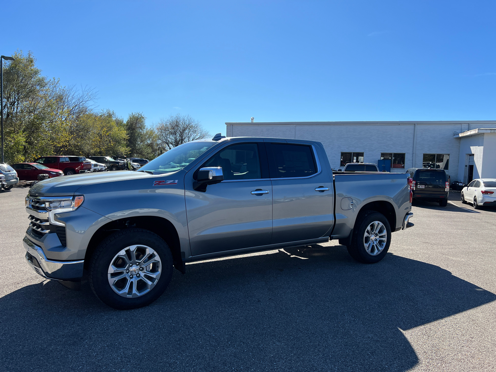 2025 Chevrolet Silverado 1500 LTZ 7