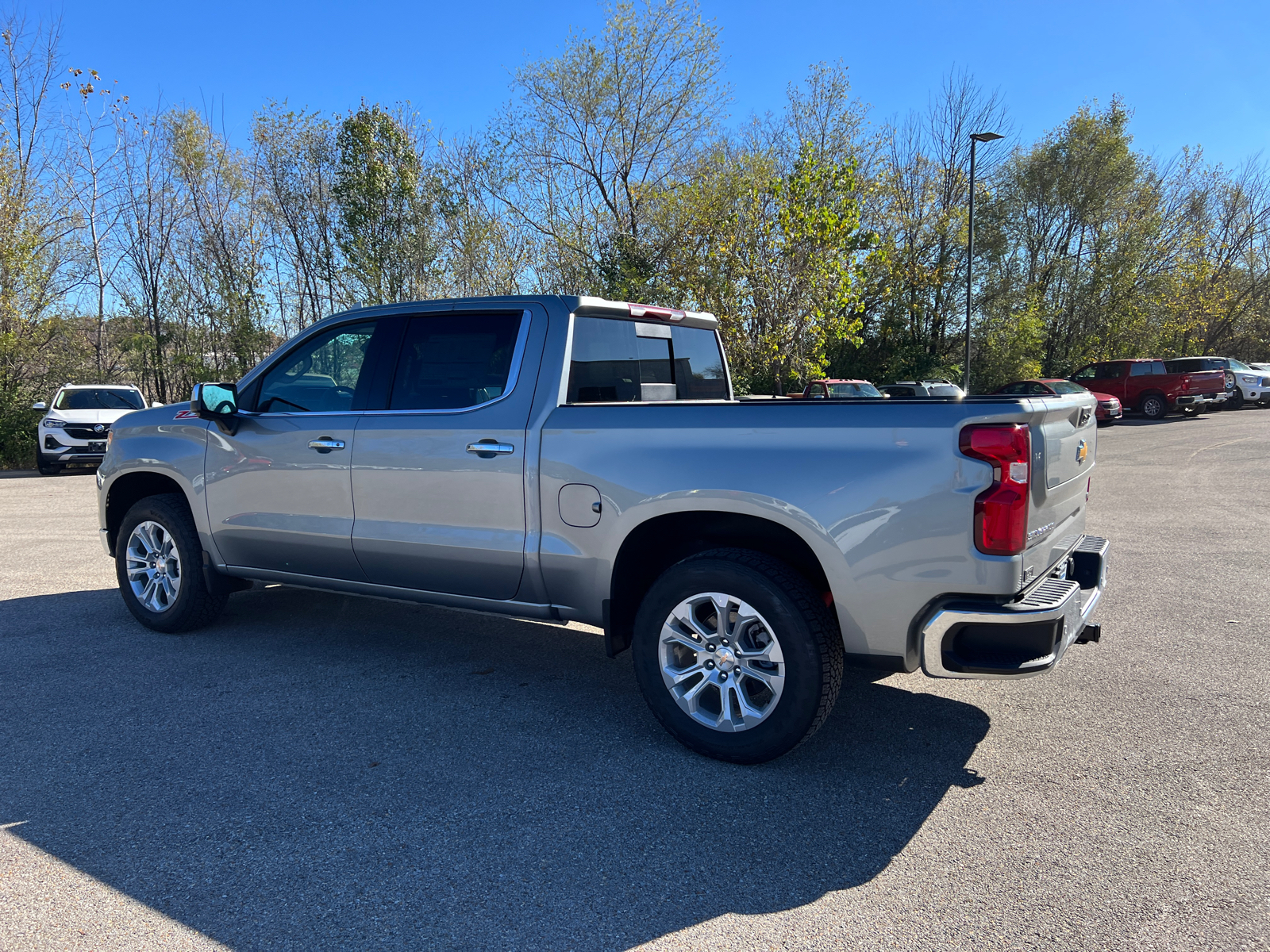 2025 Chevrolet Silverado 1500 LTZ 9