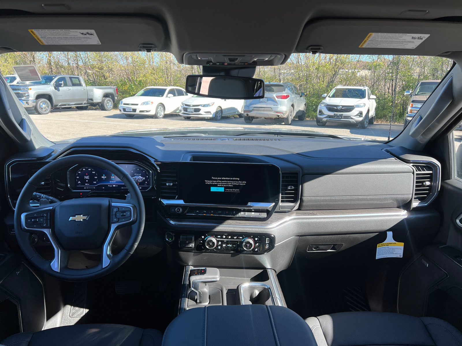 2025 Chevrolet Silverado 1500 LTZ 33