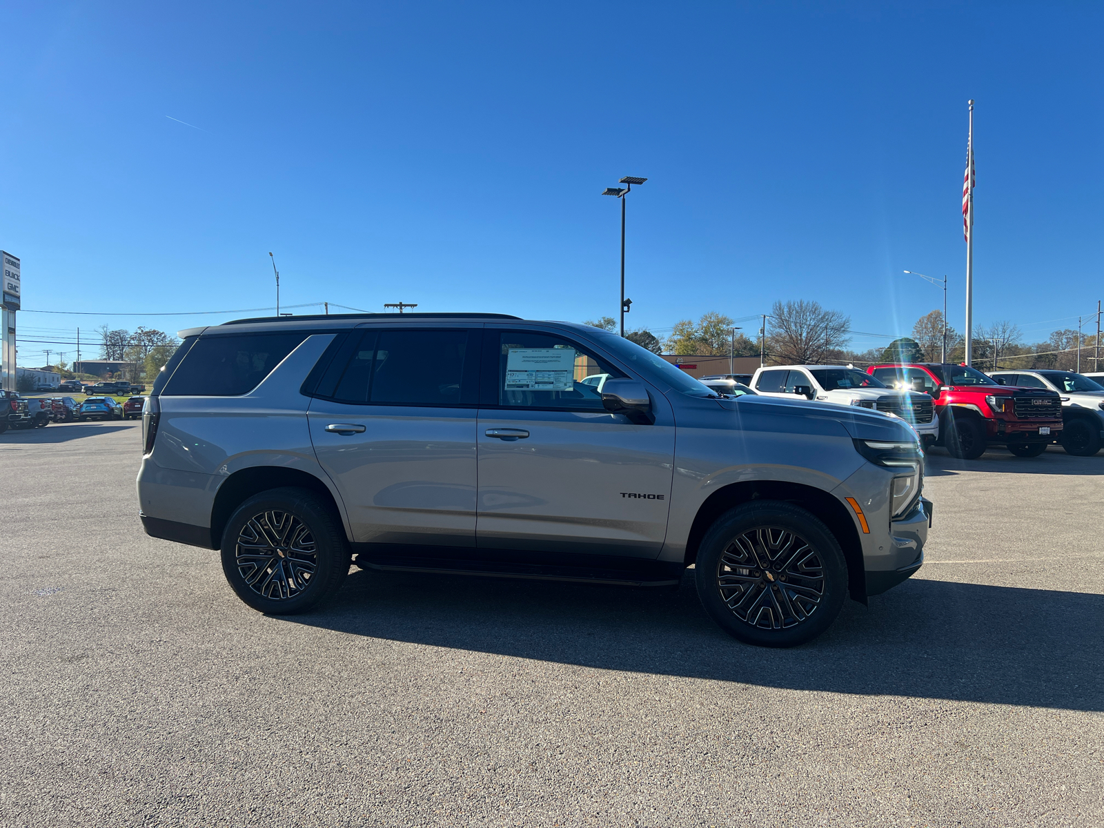 2025 Chevrolet Tahoe RST 2