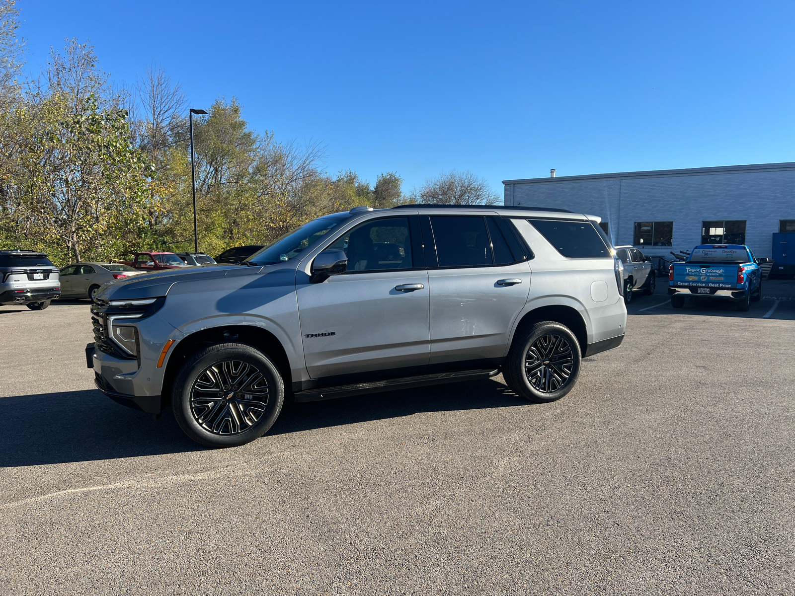 2025 Chevrolet Tahoe RST 6