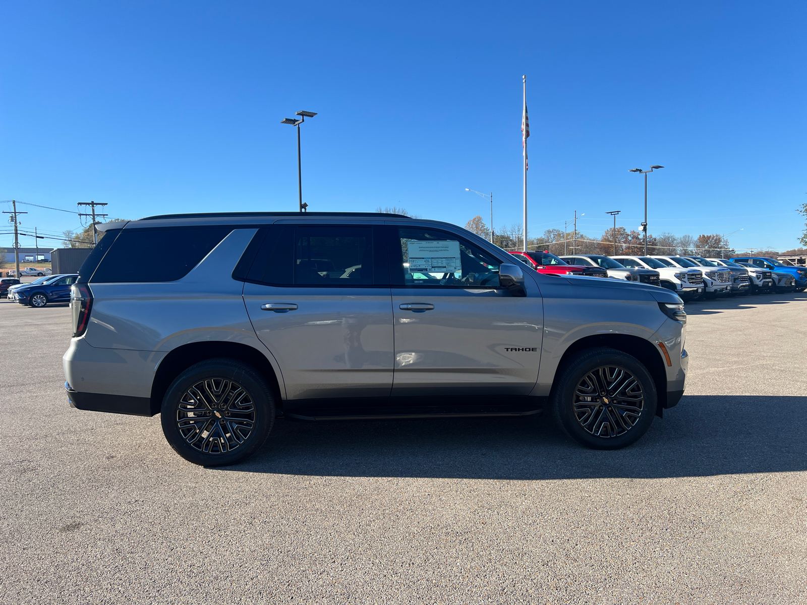 2025 Chevrolet Tahoe RST 17