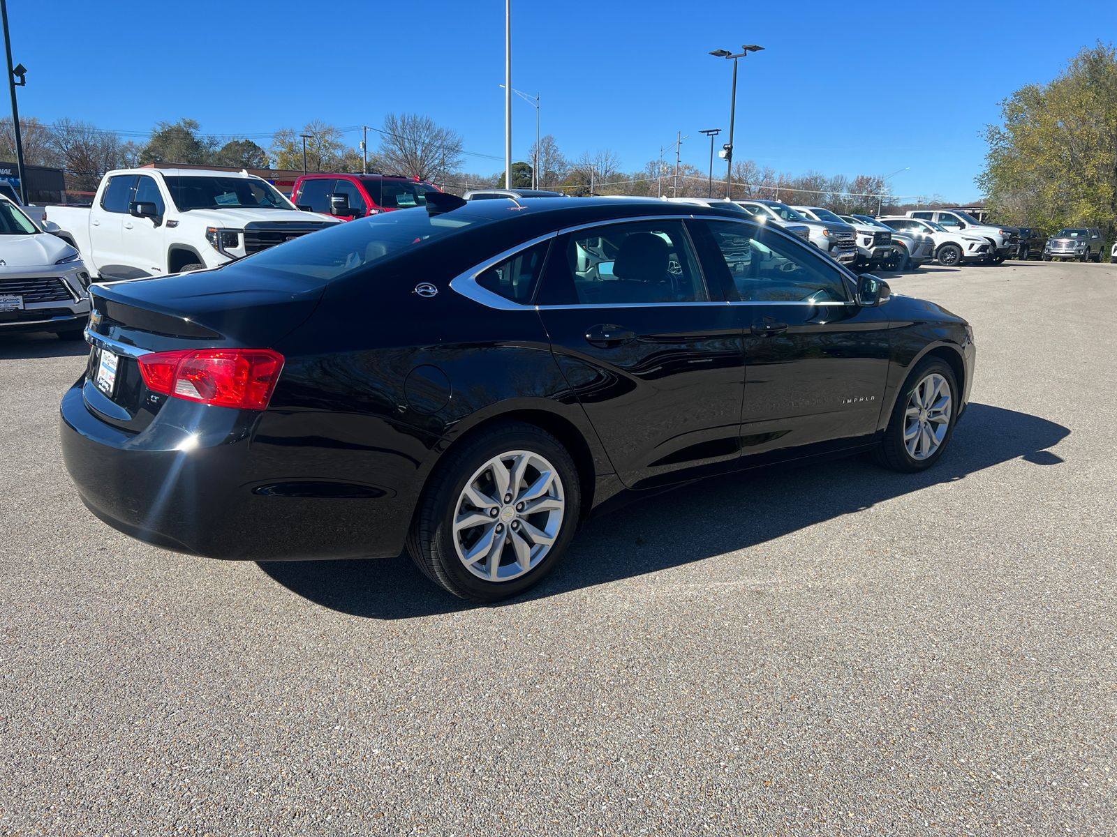 2018 Chevrolet Impala LT 12