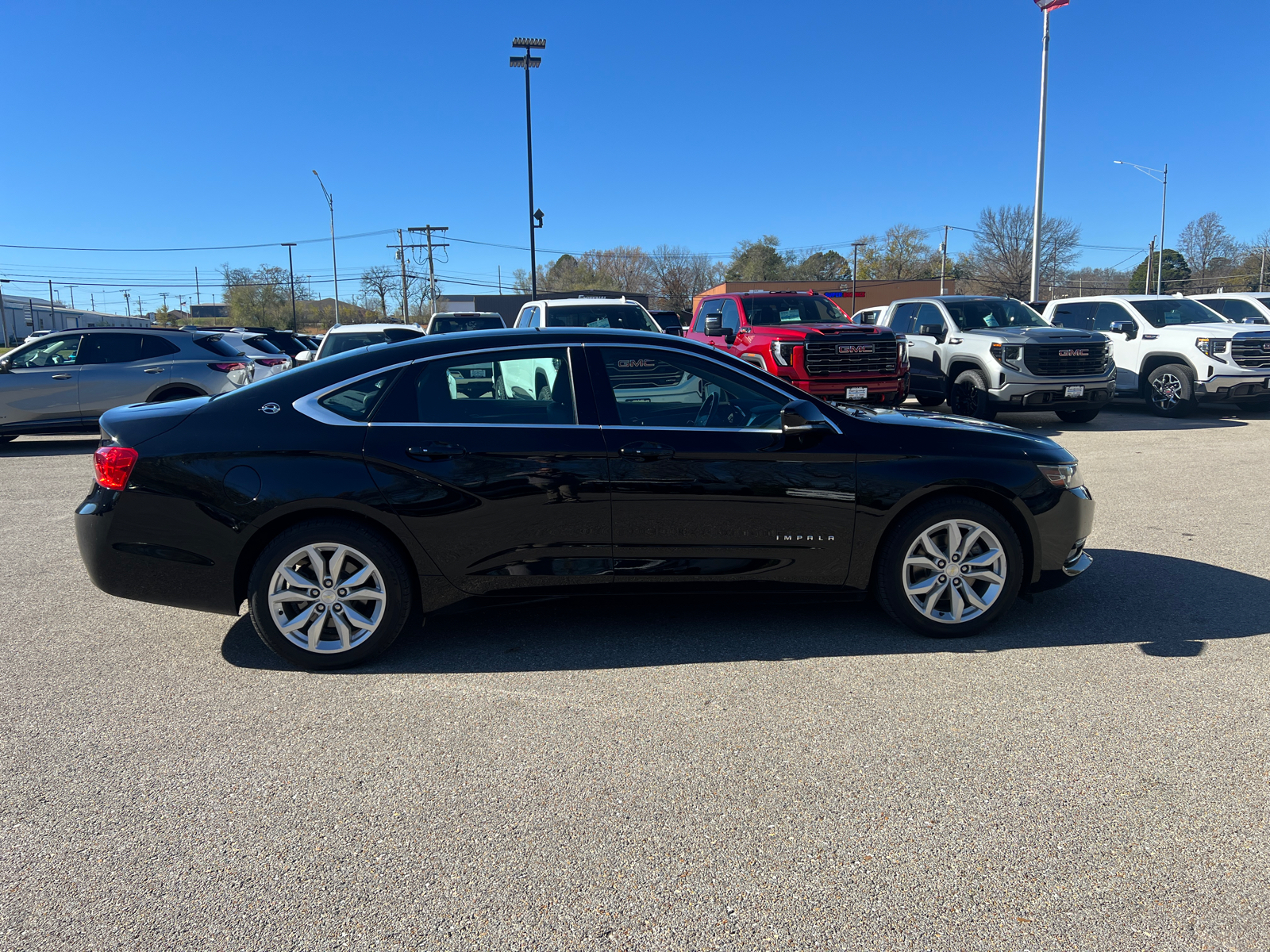 2018 Chevrolet Impala LT 13