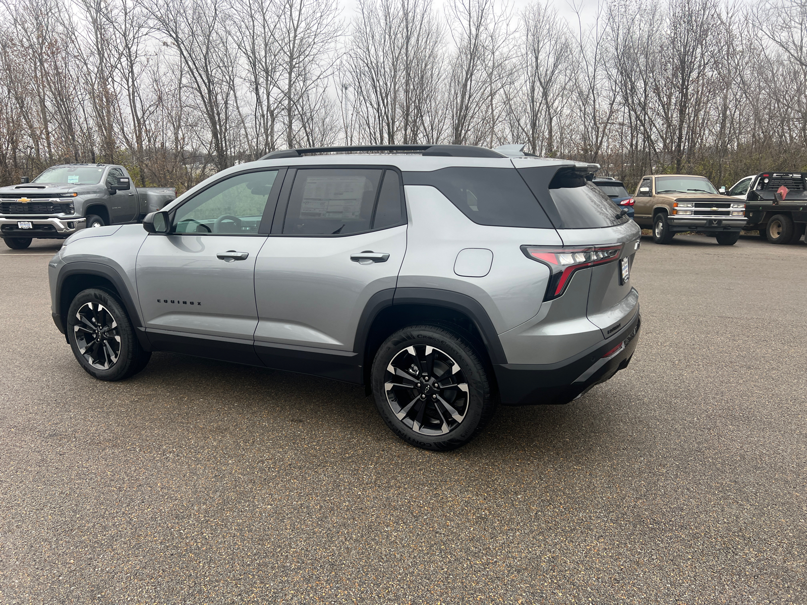 2025 Chevrolet Equinox FWD RS 10