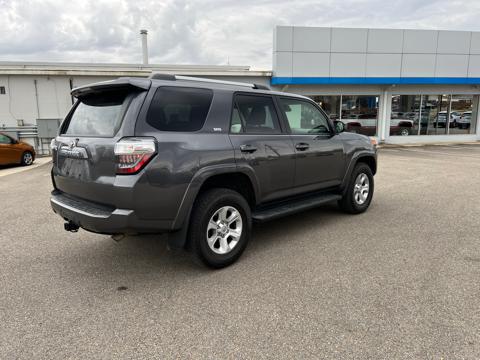 2023 Toyota 4Runner SR5 6