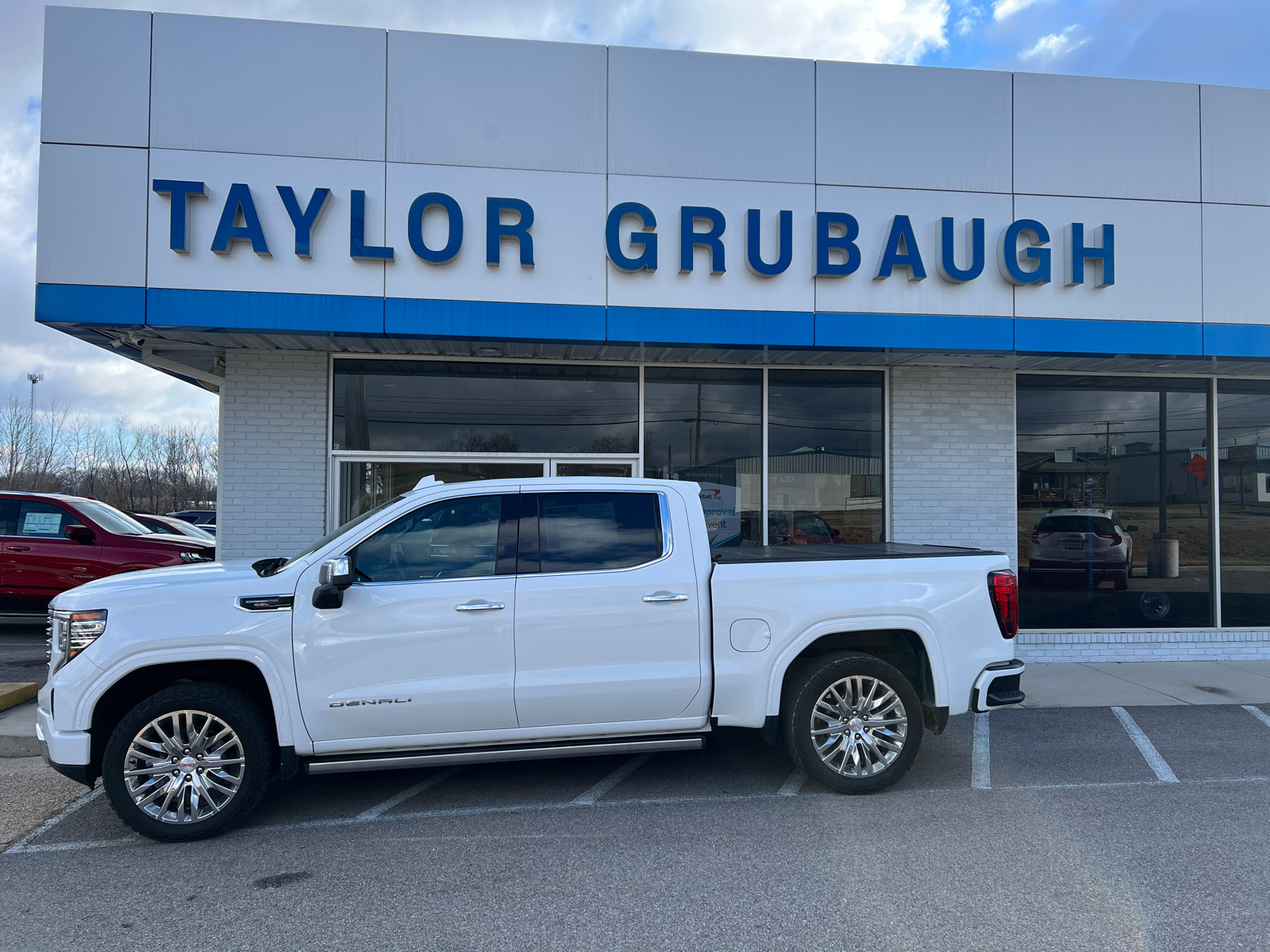 2022 GMC Sierra 1500 Denali 1