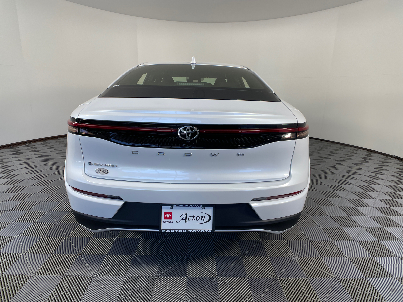 2024 Toyota Crown XLE 6