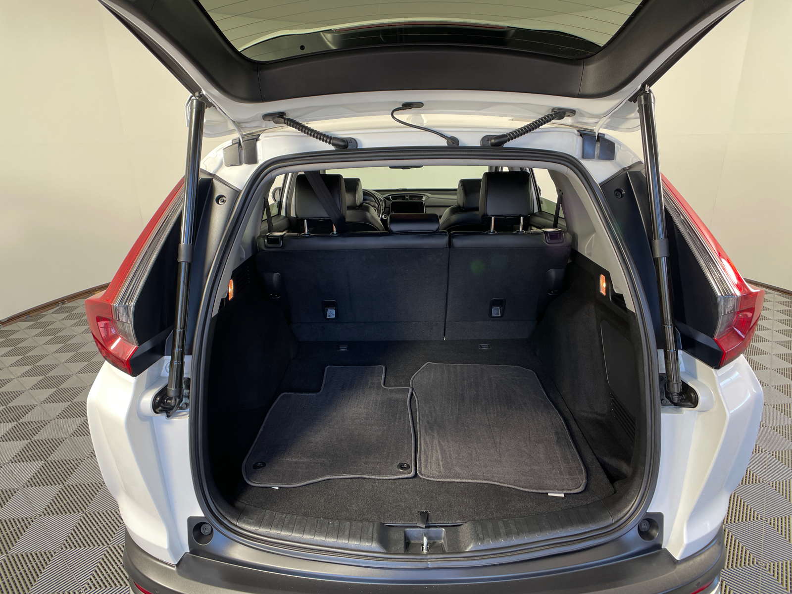 2020 Honda CR-V Hybrid Touring 27