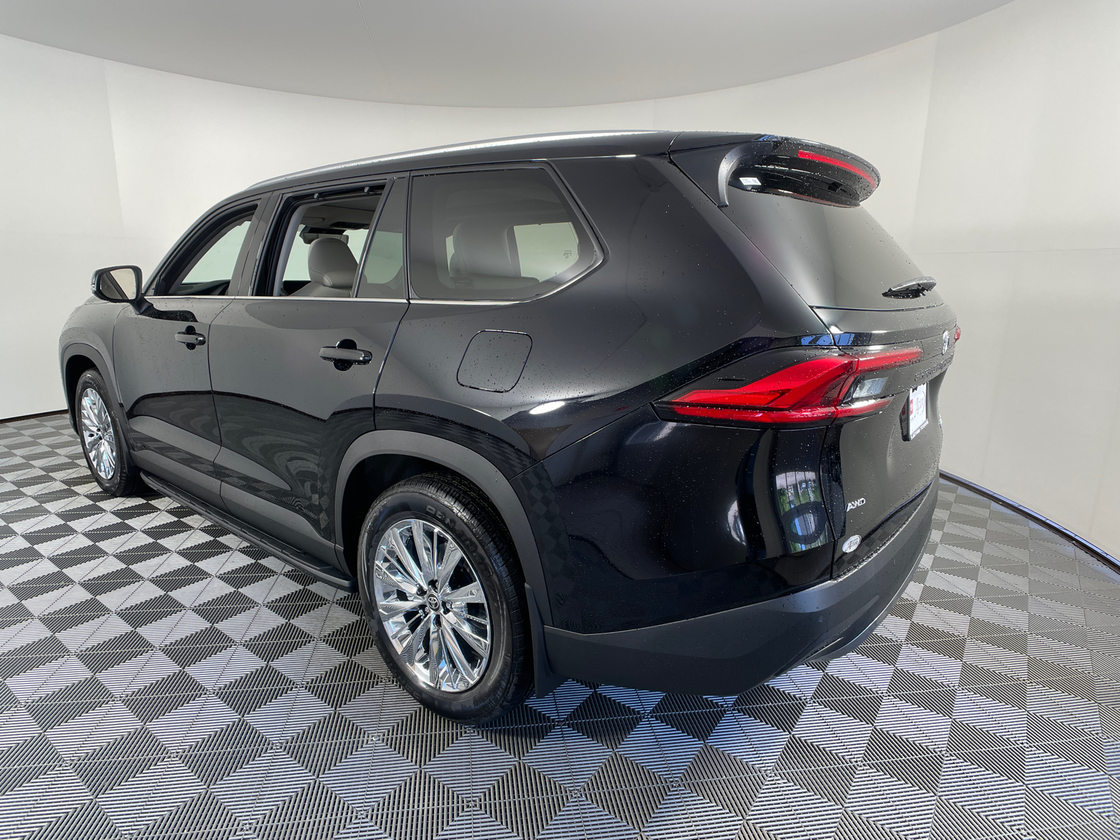 2024 Toyota Grand Highlander XLE 6