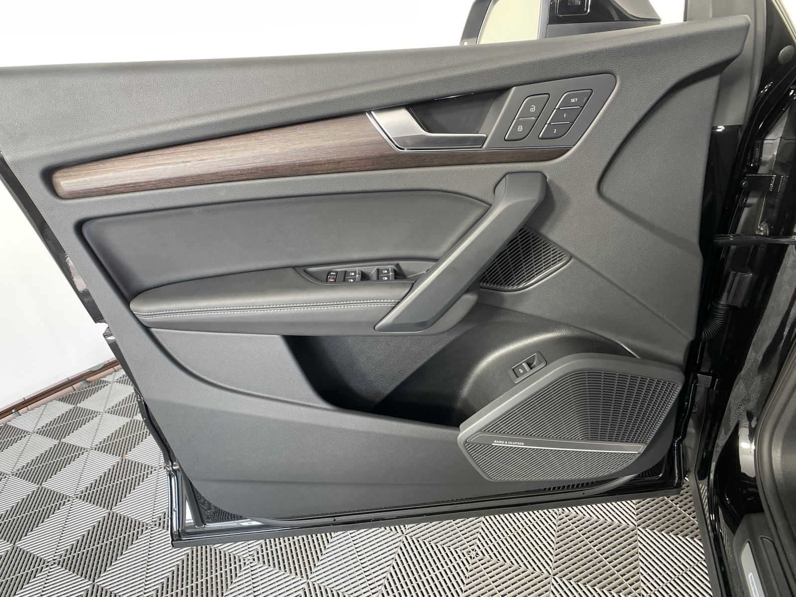 2023 Audi Q5 Sportback 45 S line Premium 16