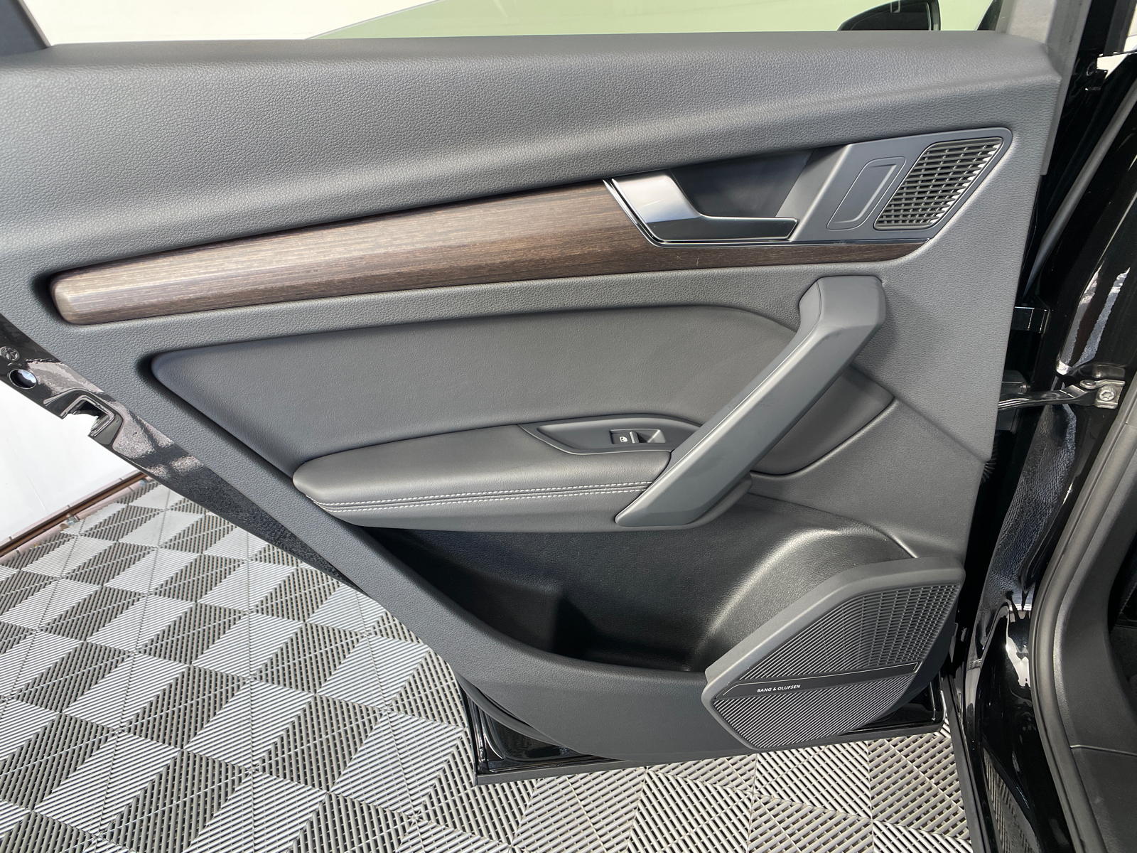 2023 Audi Q5 Sportback 45 S line Premium 28