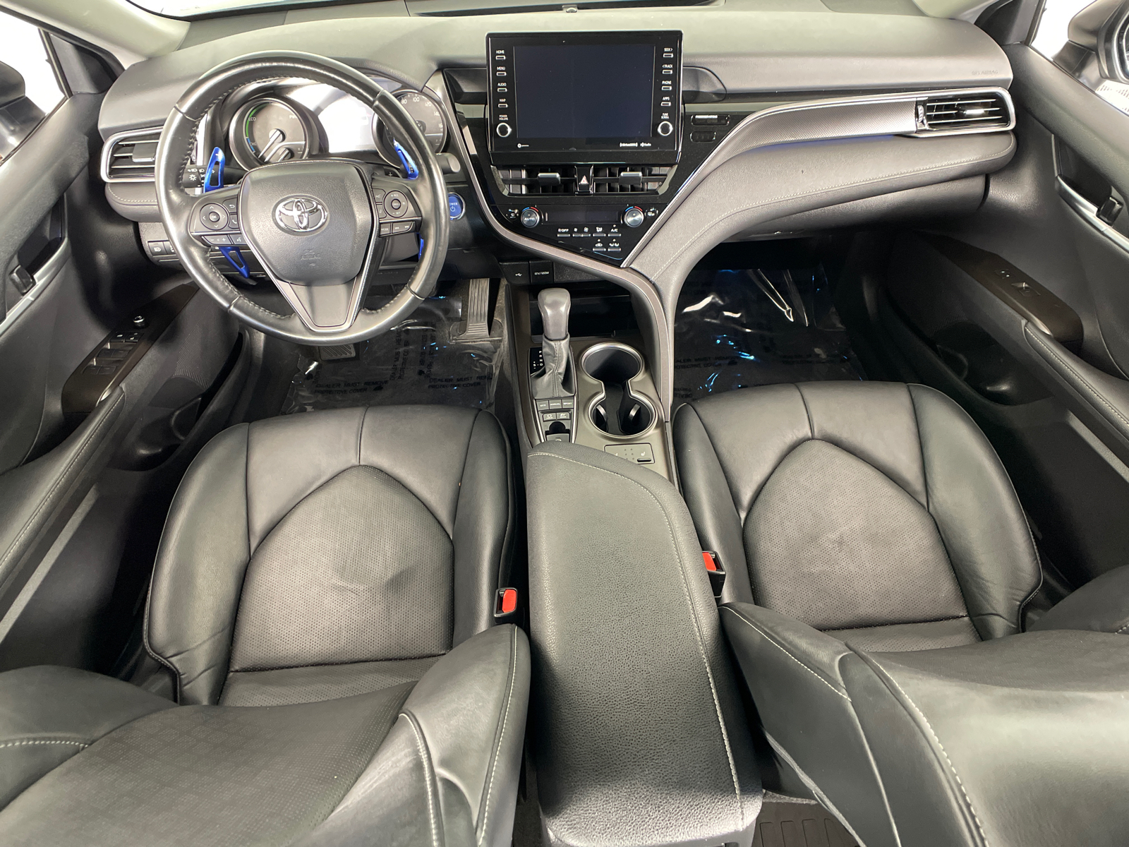 2021 Toyota Camry Hybrid XSE 13