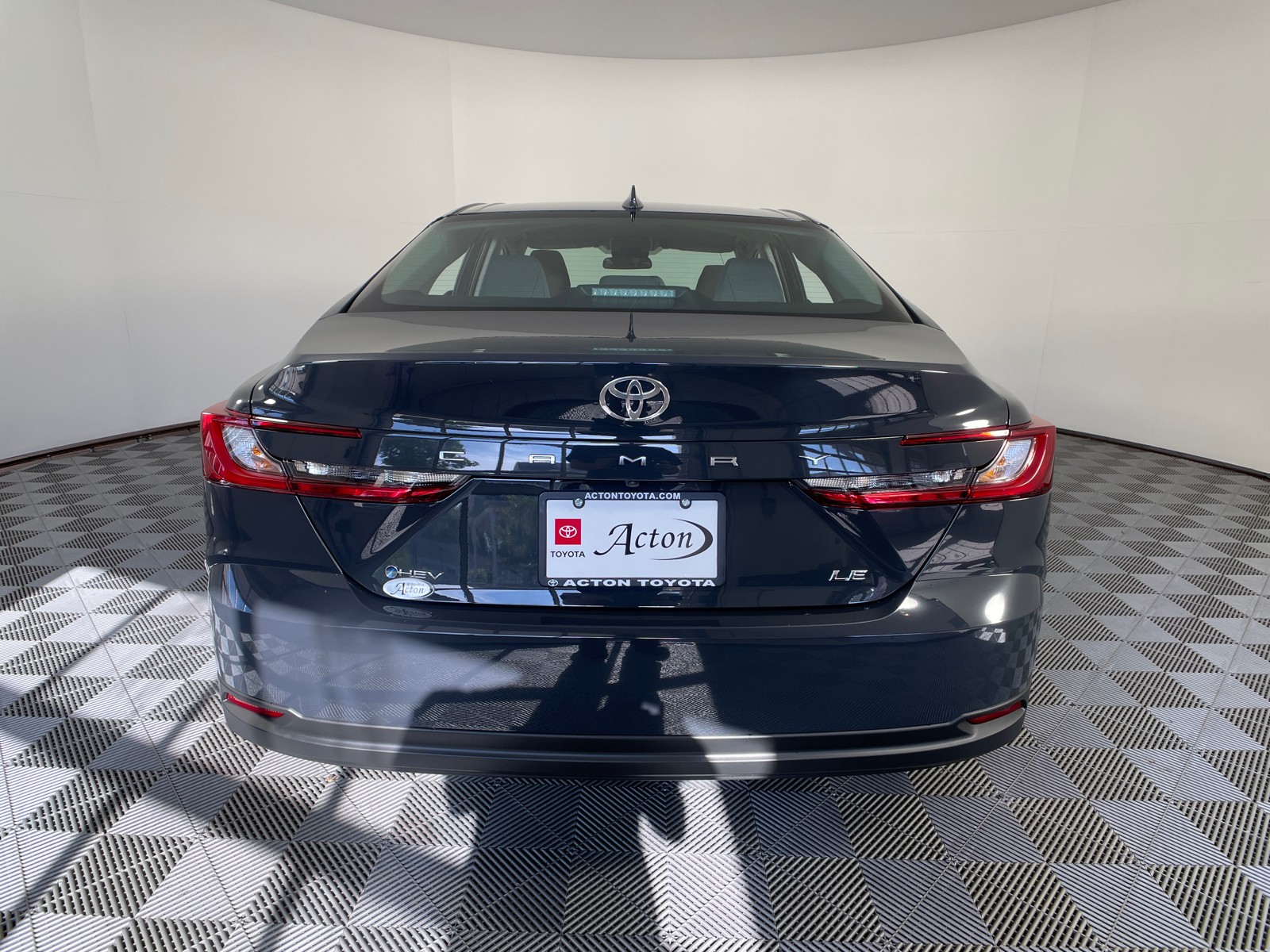 2025 Toyota Camry LE 7
