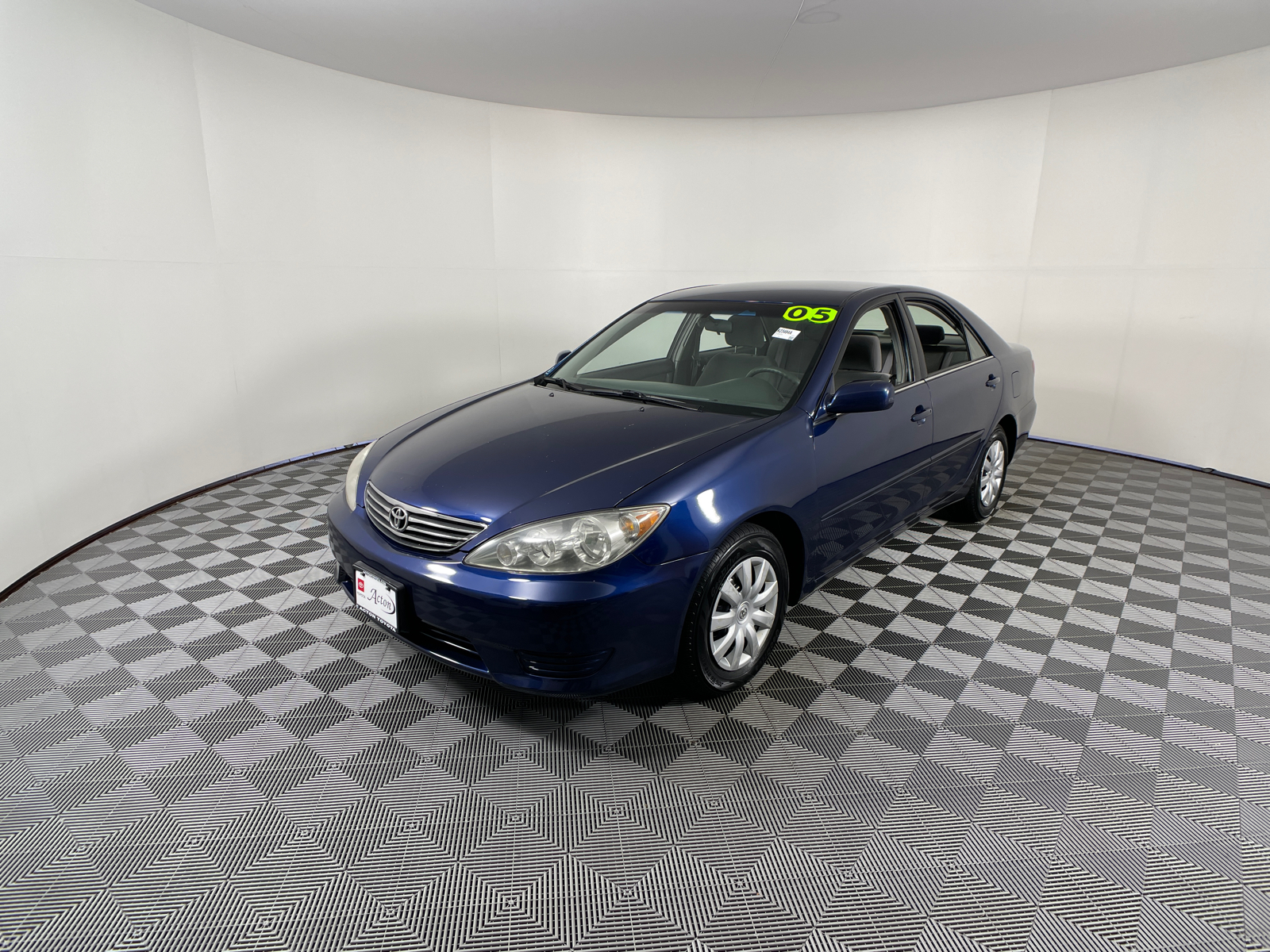 2005 Toyota Camry LE 4