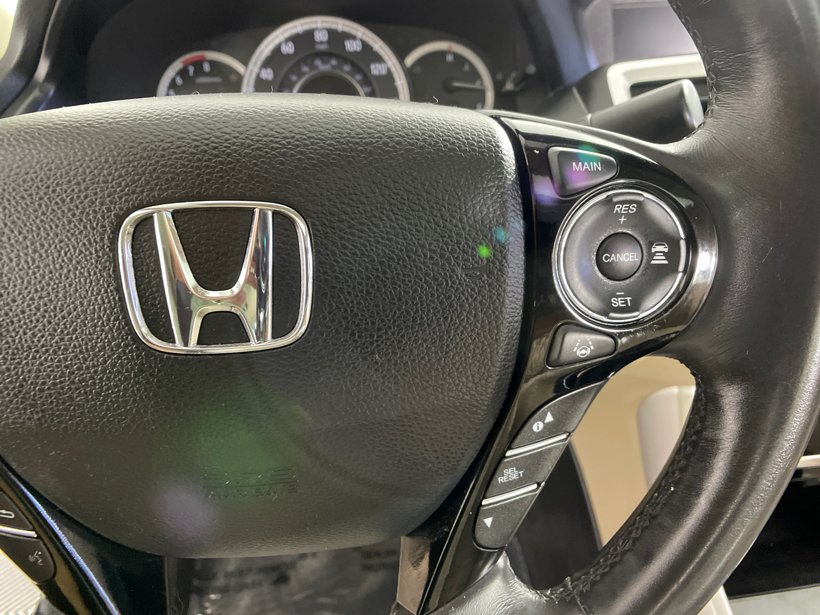 2017 Honda Accord EX-L 19