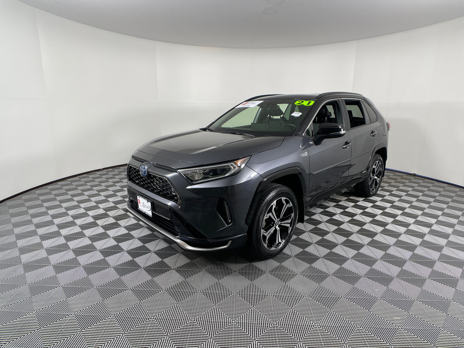 2021 Toyota RAV4 Prime XSE 4