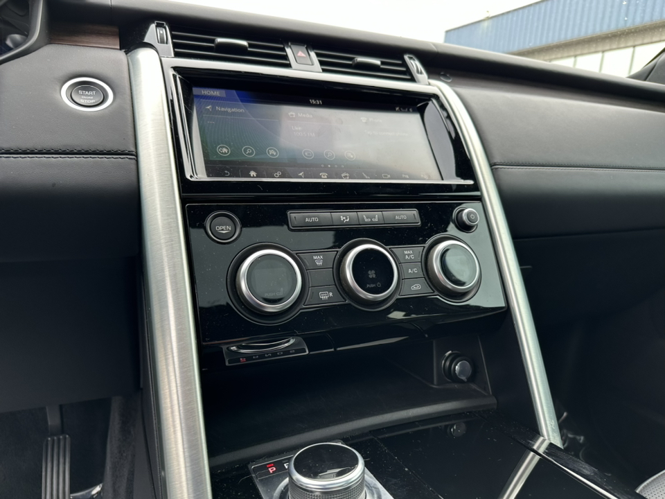 2019 Land Rover Discovery HSE Luxury 14
