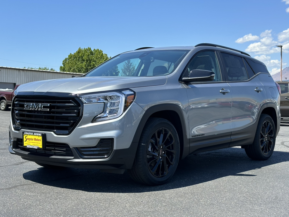 2024 GMC Terrain SLE 2