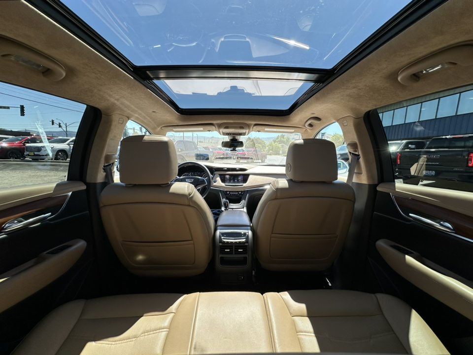 2017 Cadillac XT5 Platinum AWD 13